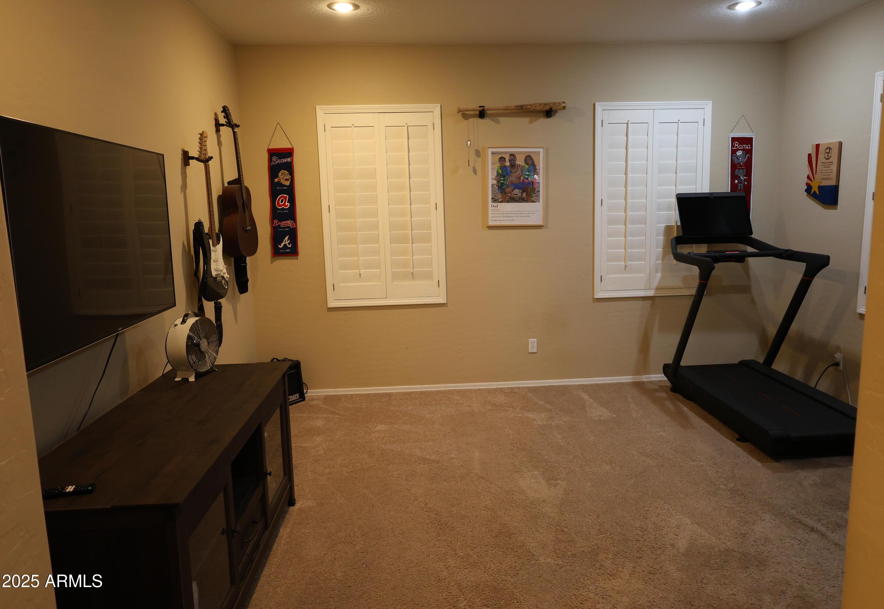 Photo #10