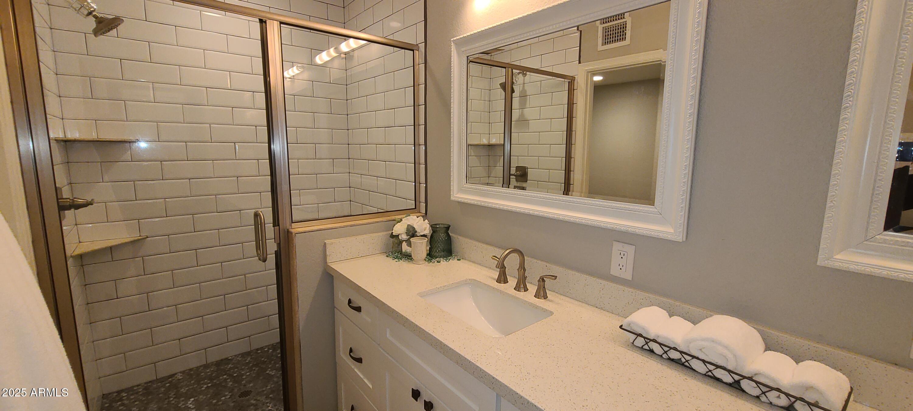 Photo #20