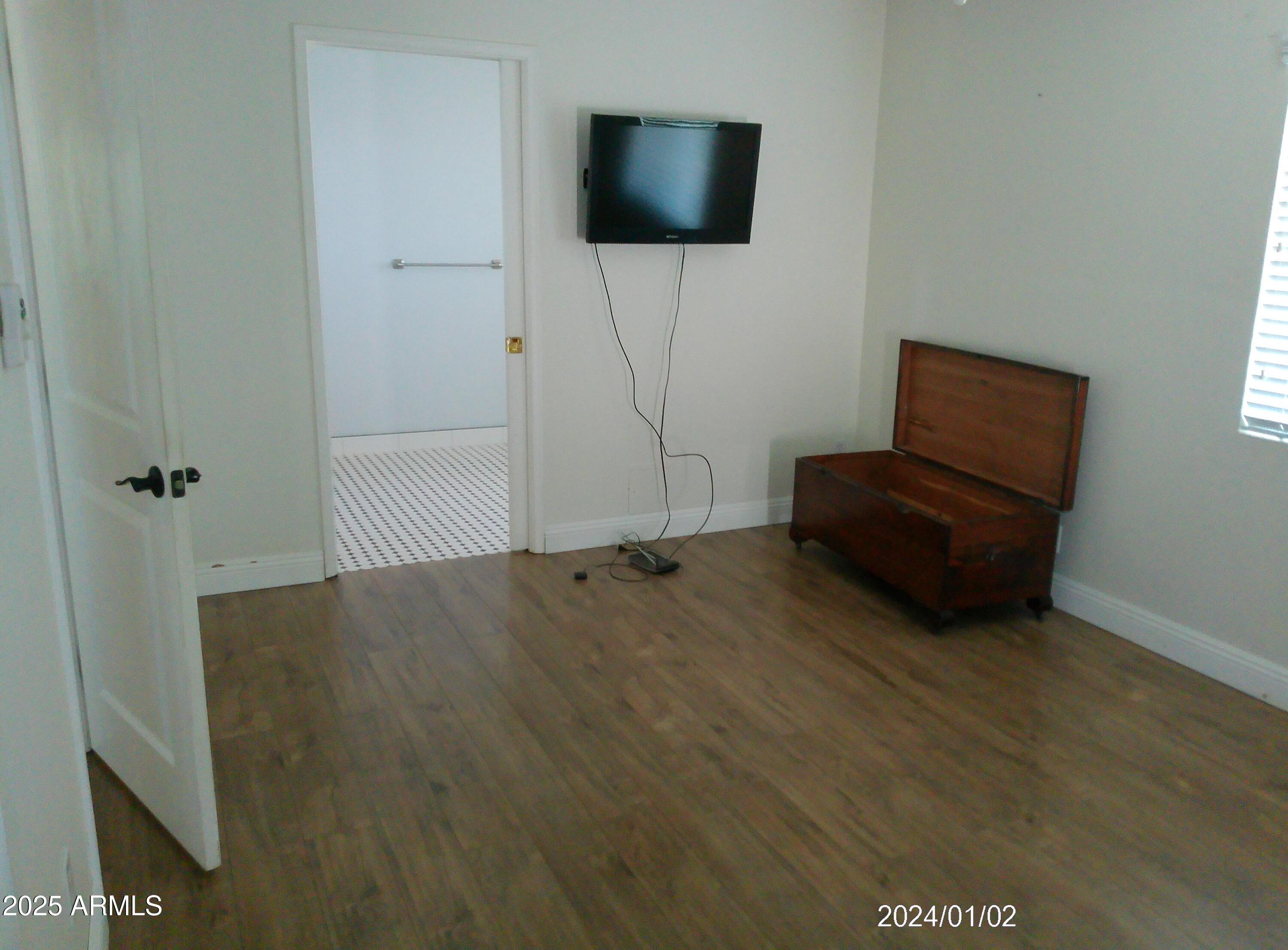 Photo #25