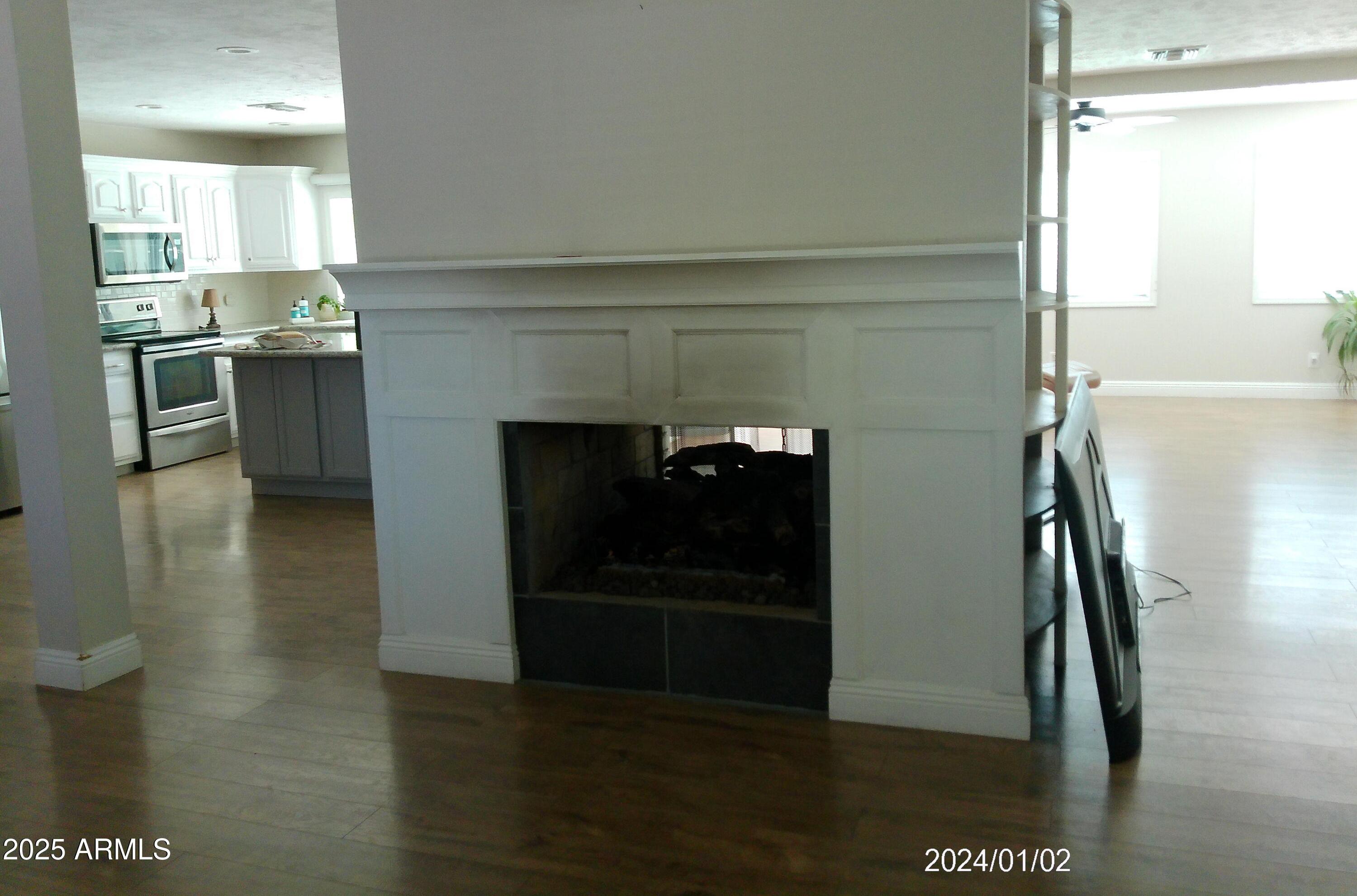 Photo #33