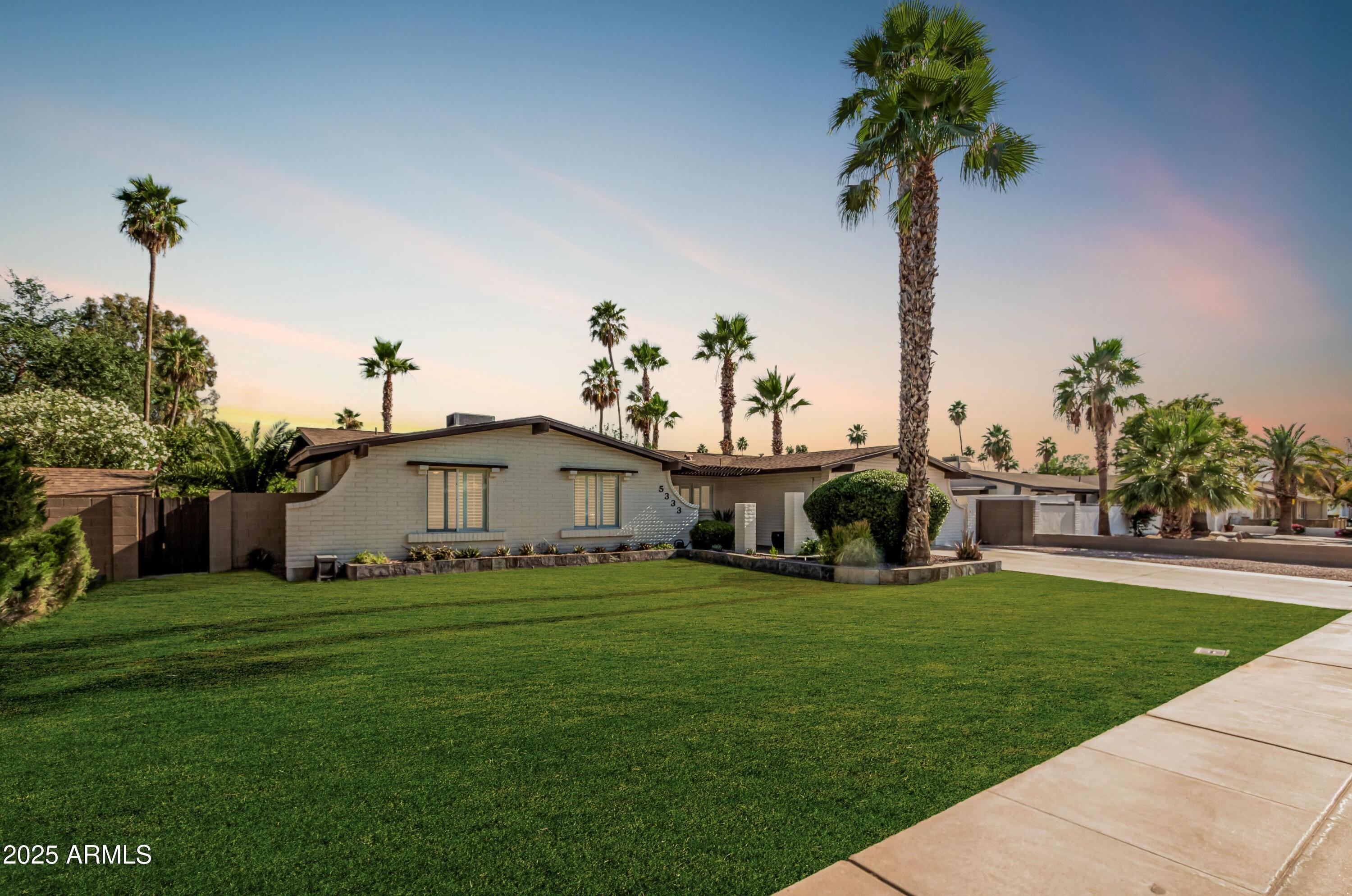 Photo one of 5333 E Sheena Dr Scottsdale AZ 85254 | MLS 6870986
