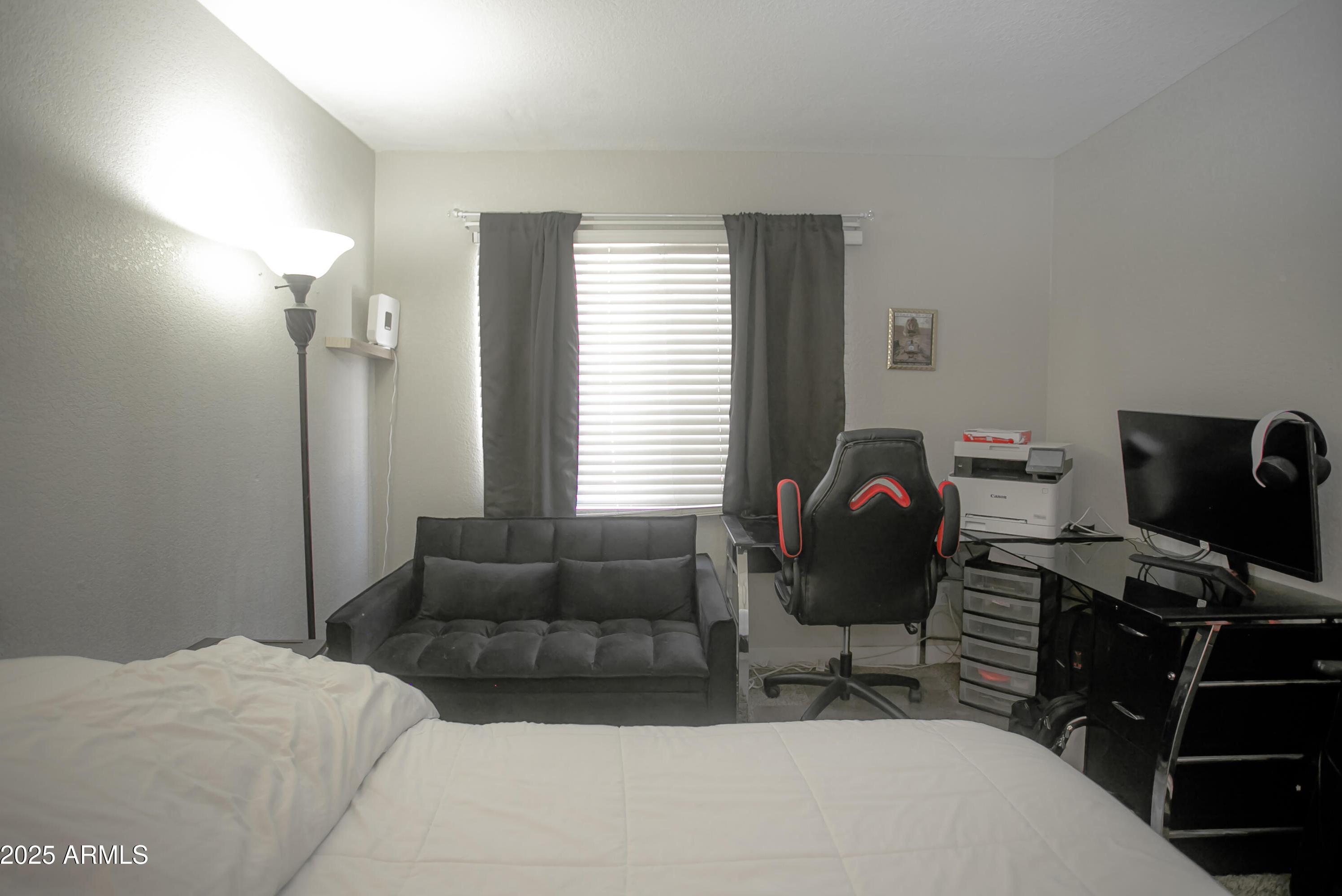 Photo #10