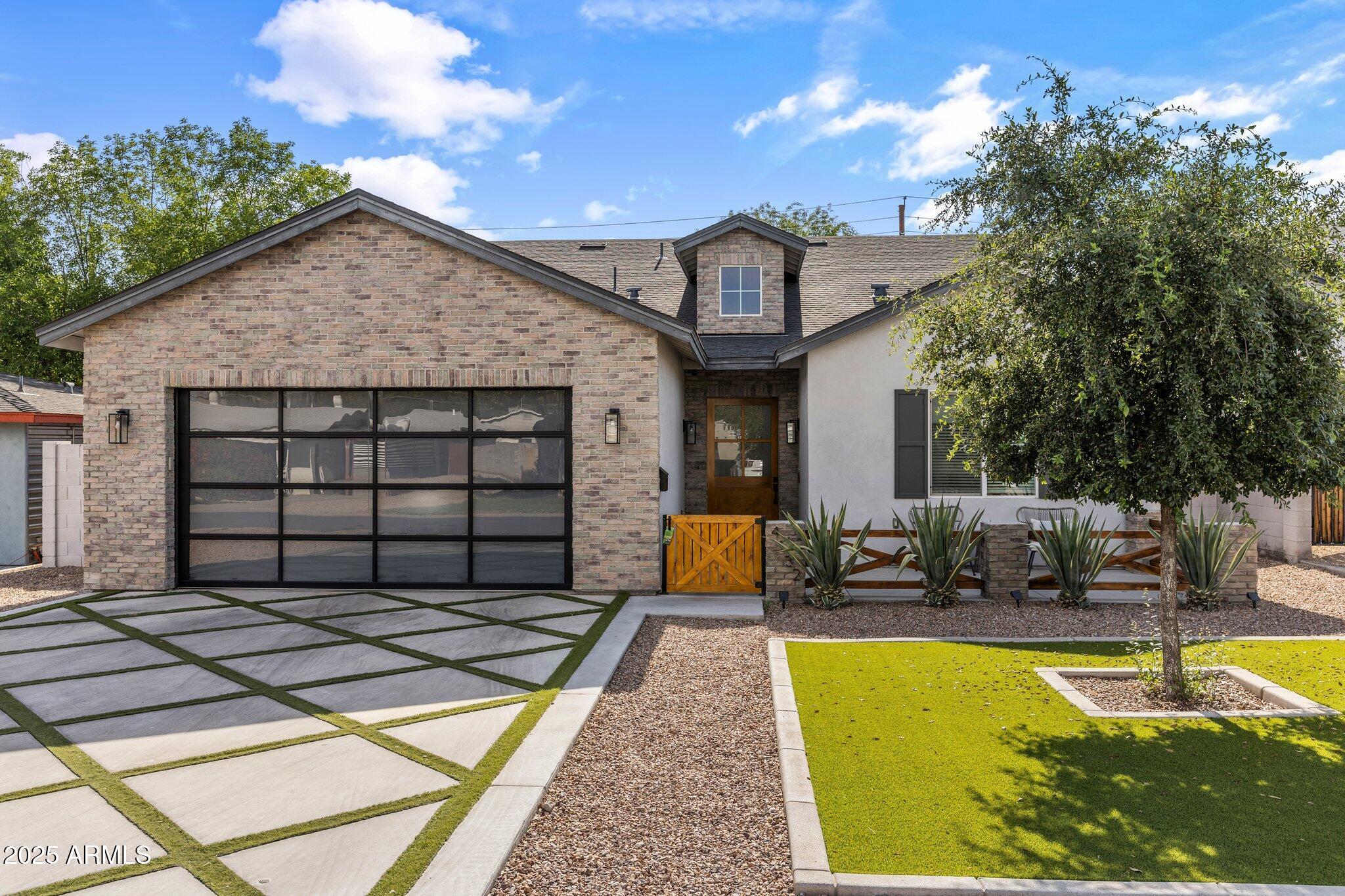 Photo one of 4132 N 42Nd St Phoenix AZ 85018 | MLS 6871950