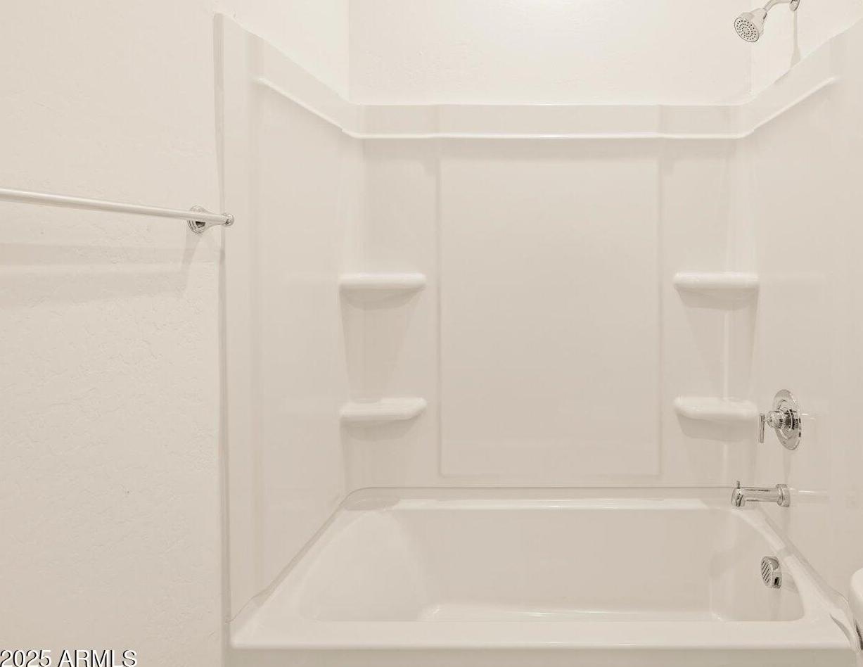 Photo #10