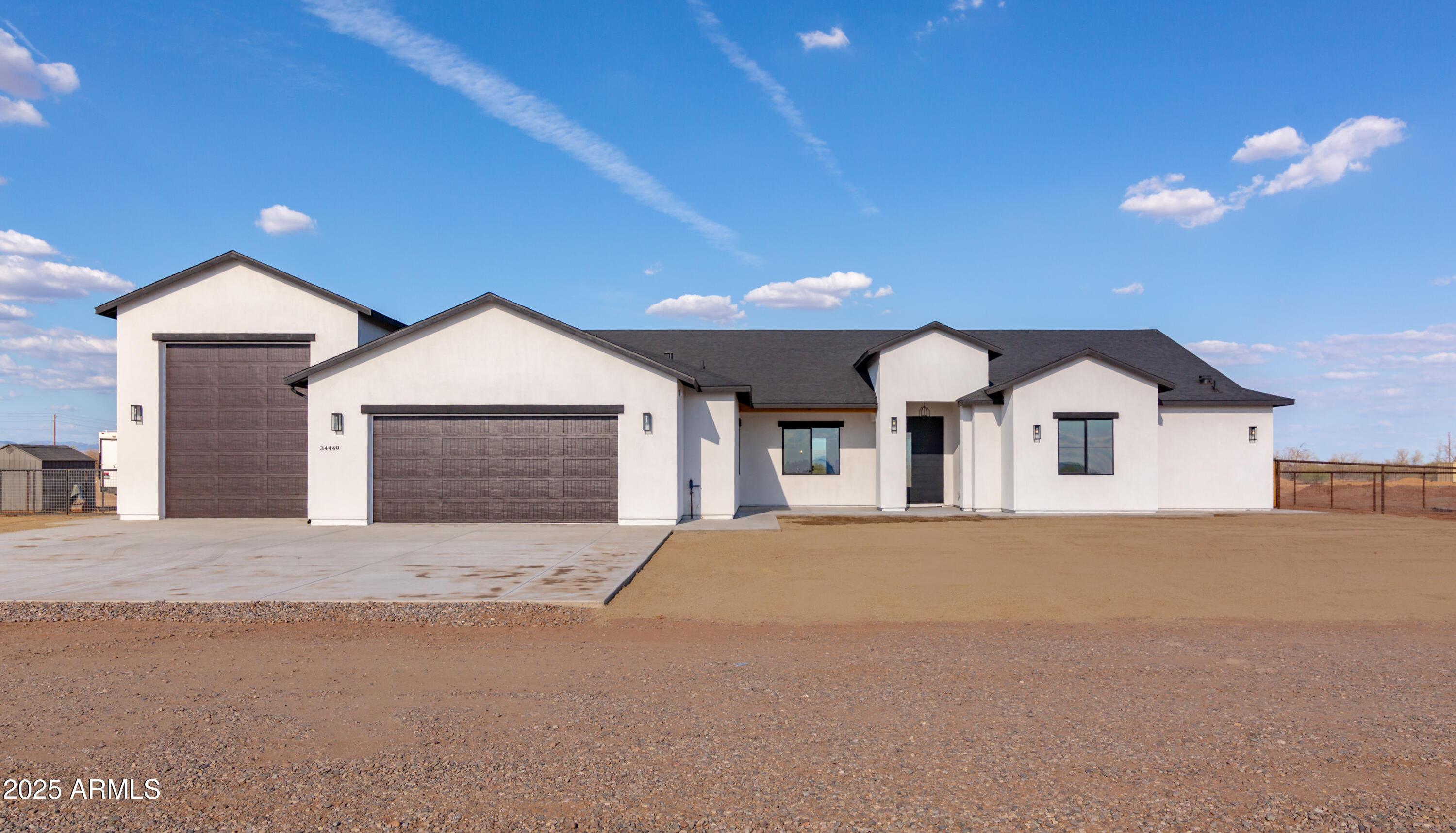 Photo one of 34449 N Elk Run Rd San Tan Valley AZ 85143 | MLS 6872803