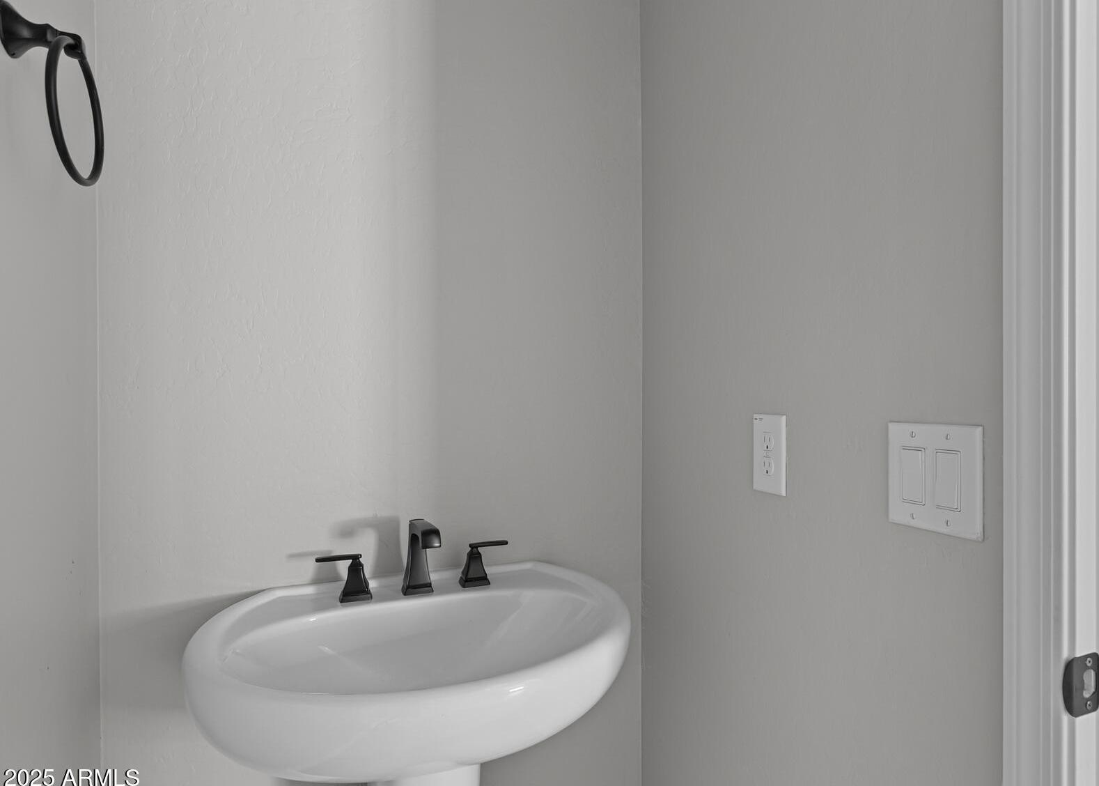 Photo #11