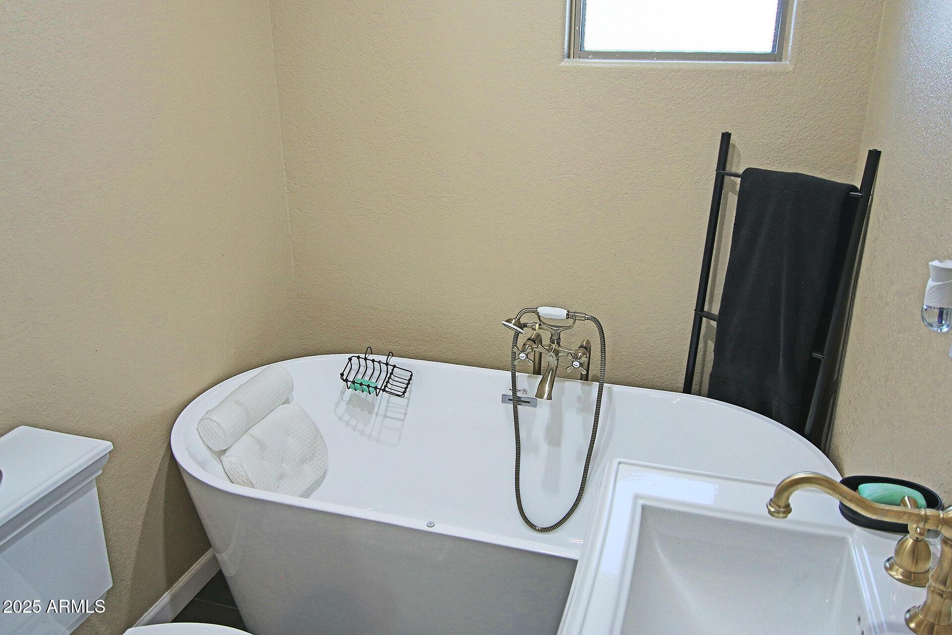 Photo #17