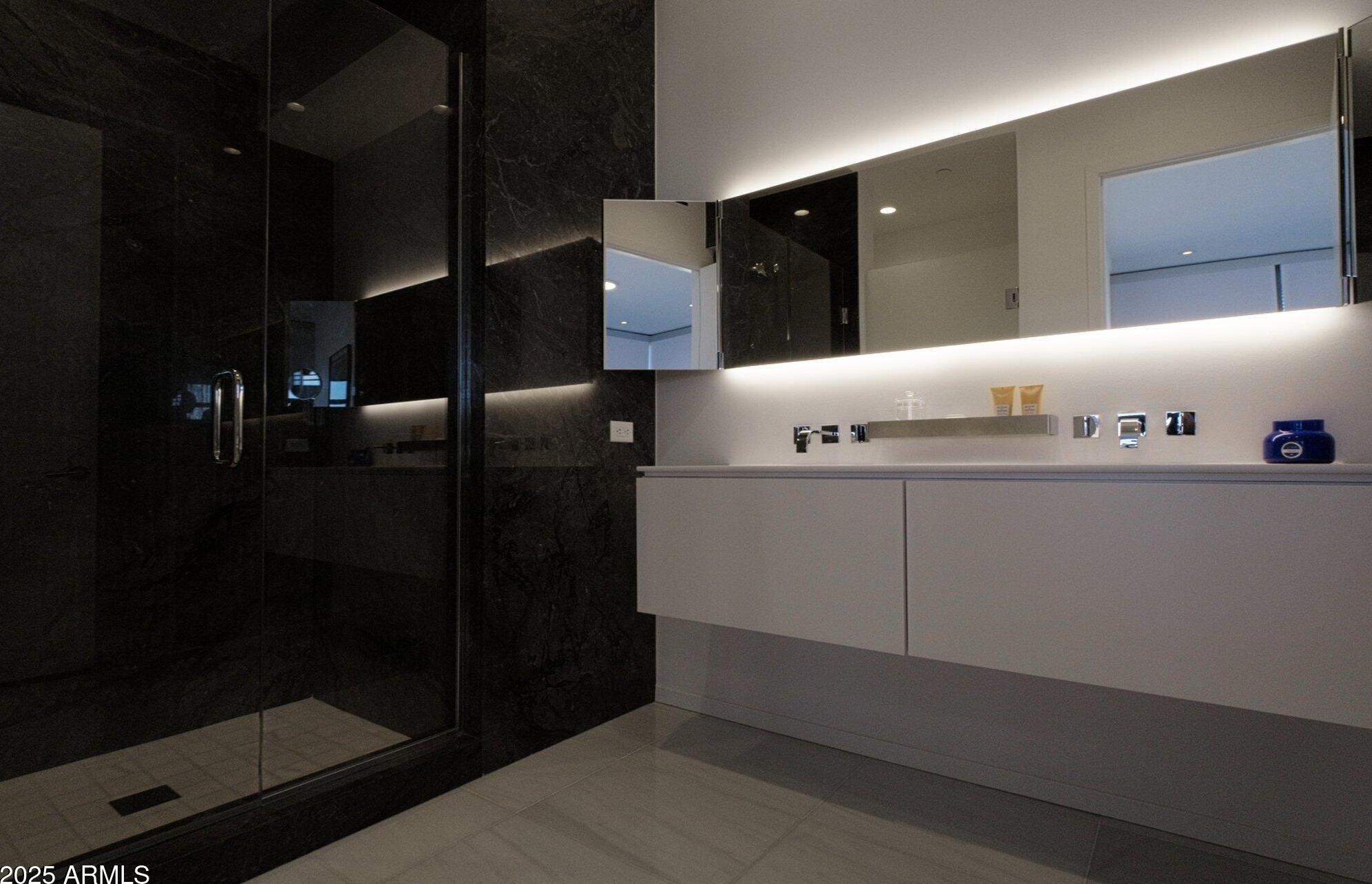 Photo #20