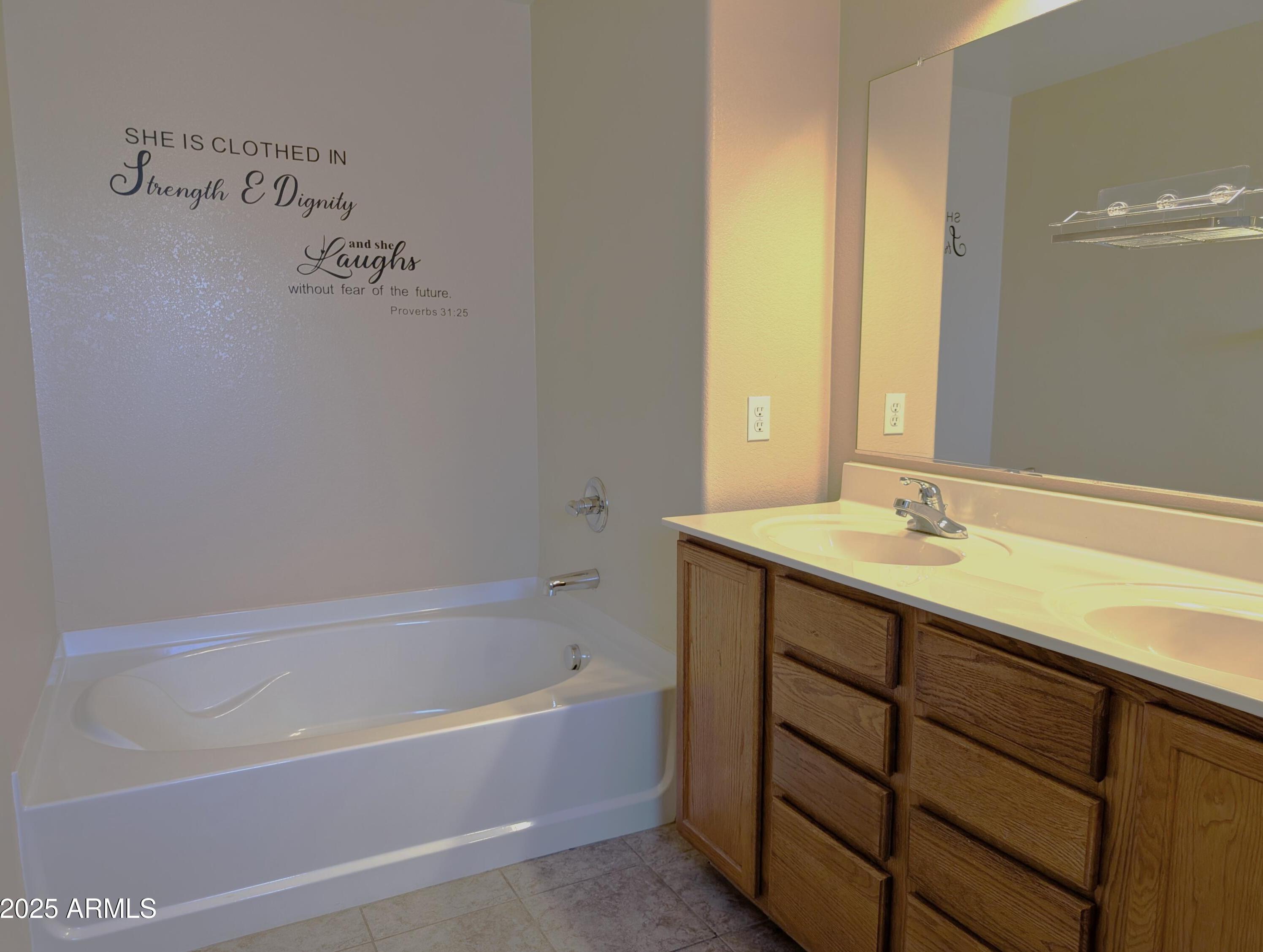 Photo #19