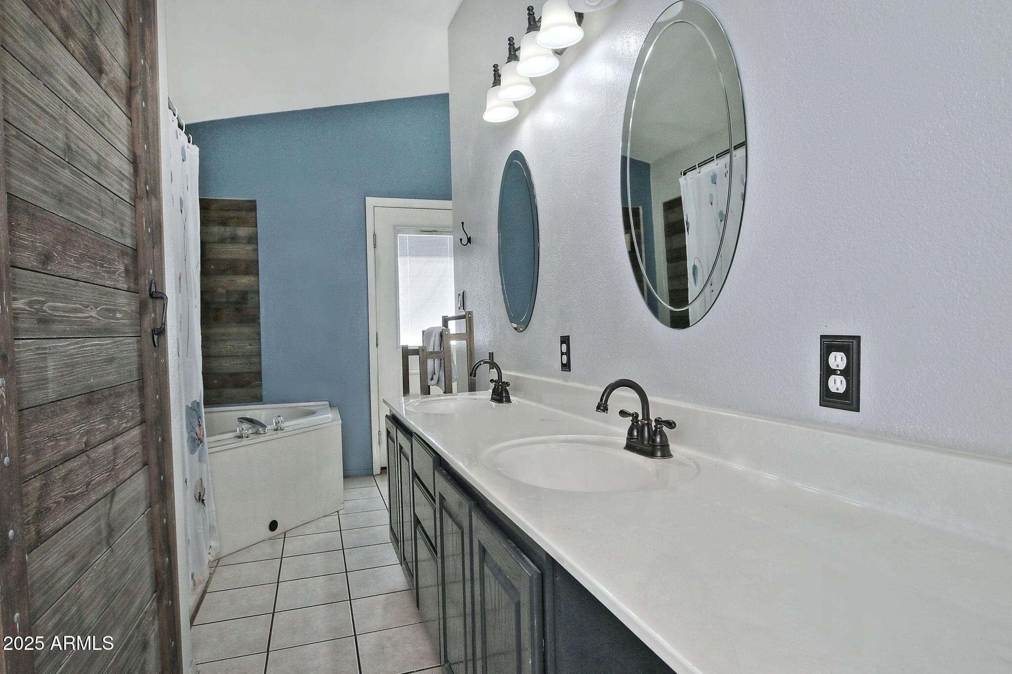 Photo #18