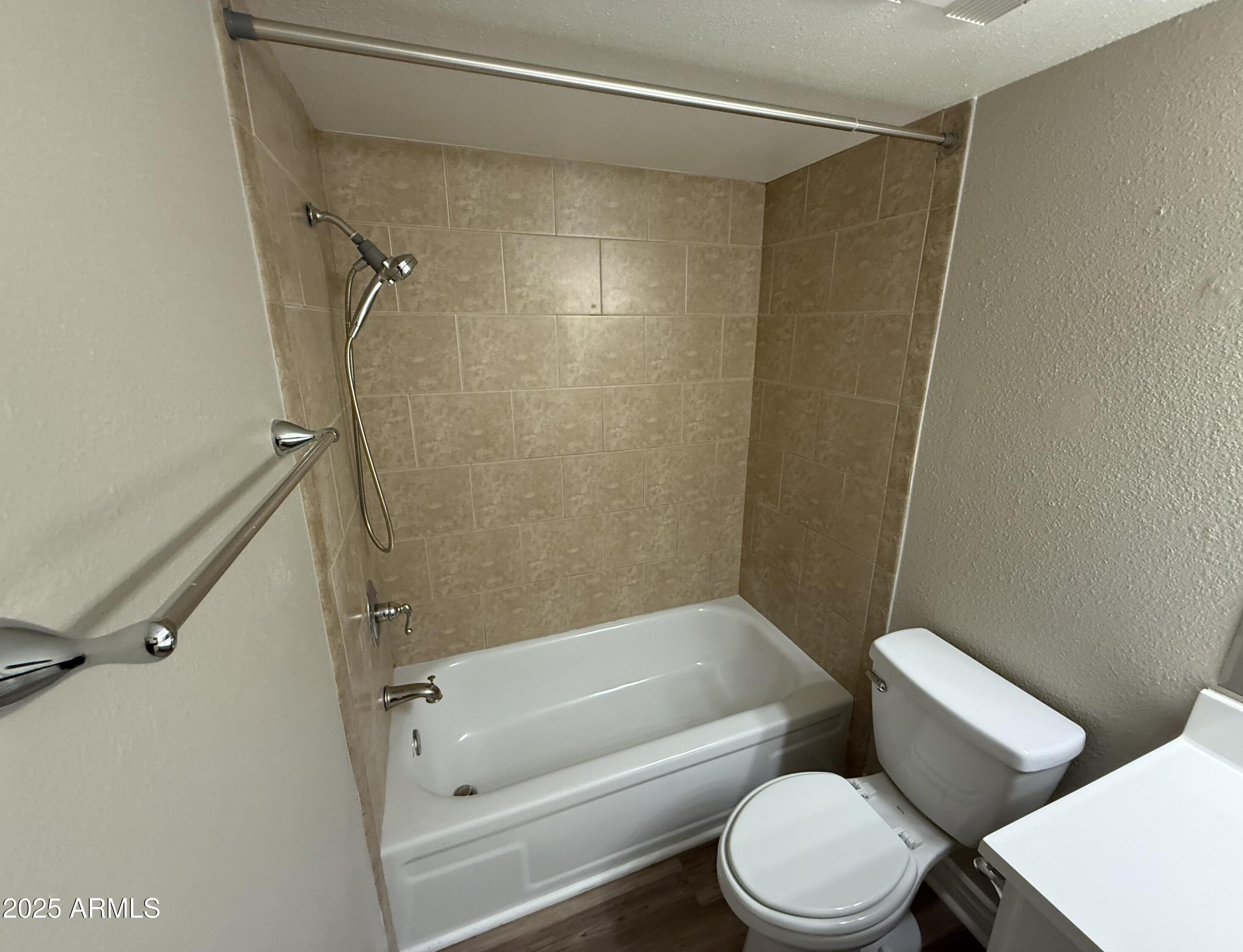 Photo #4