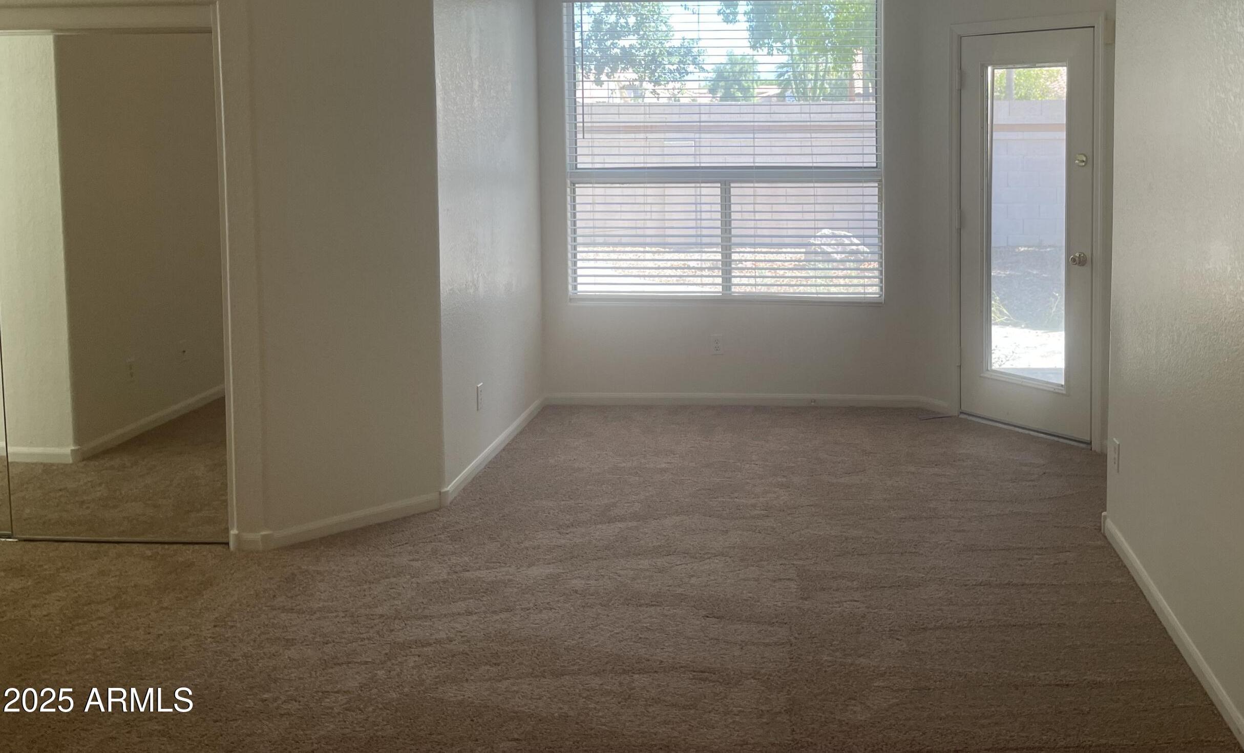 Photo #32