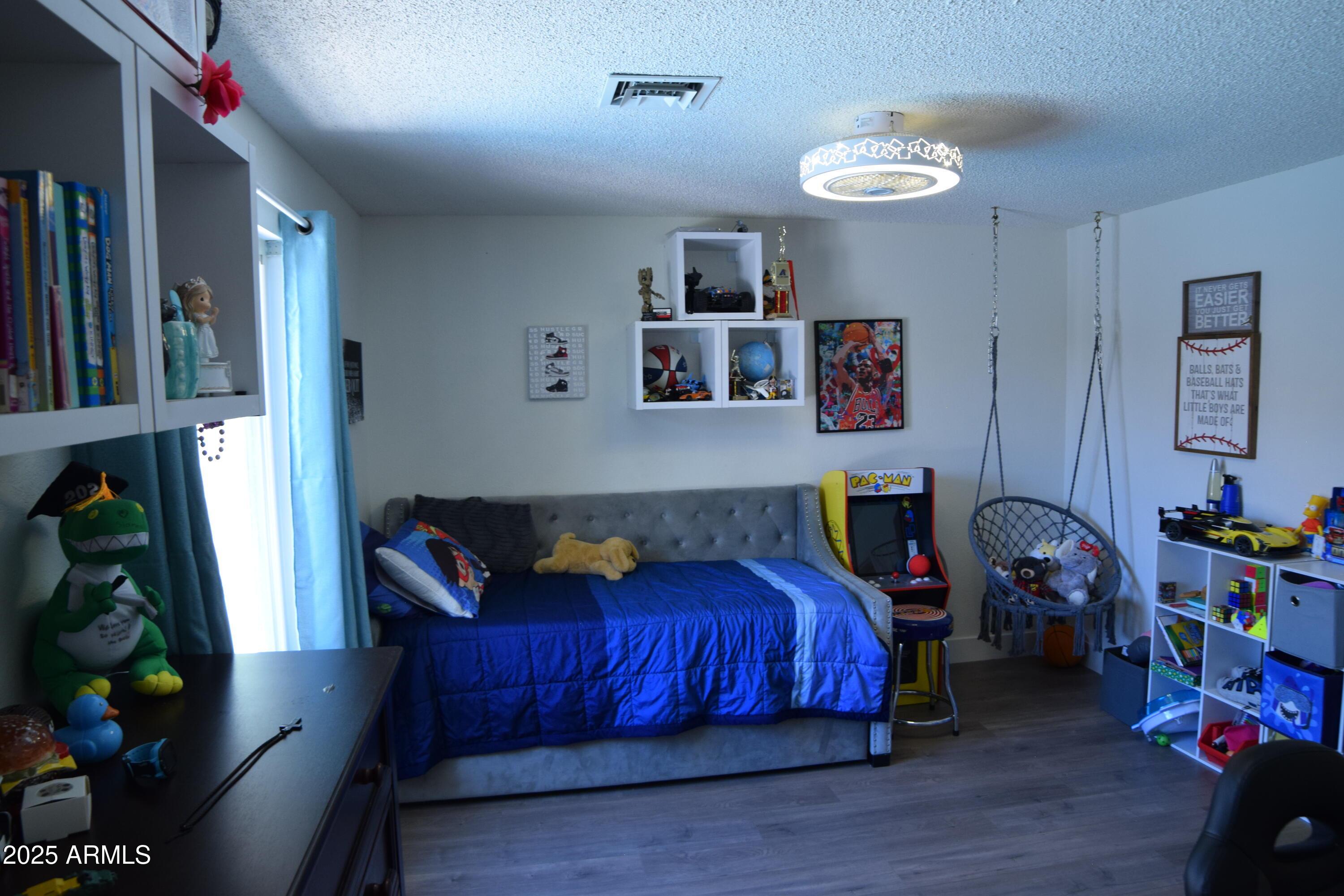 Photo #23