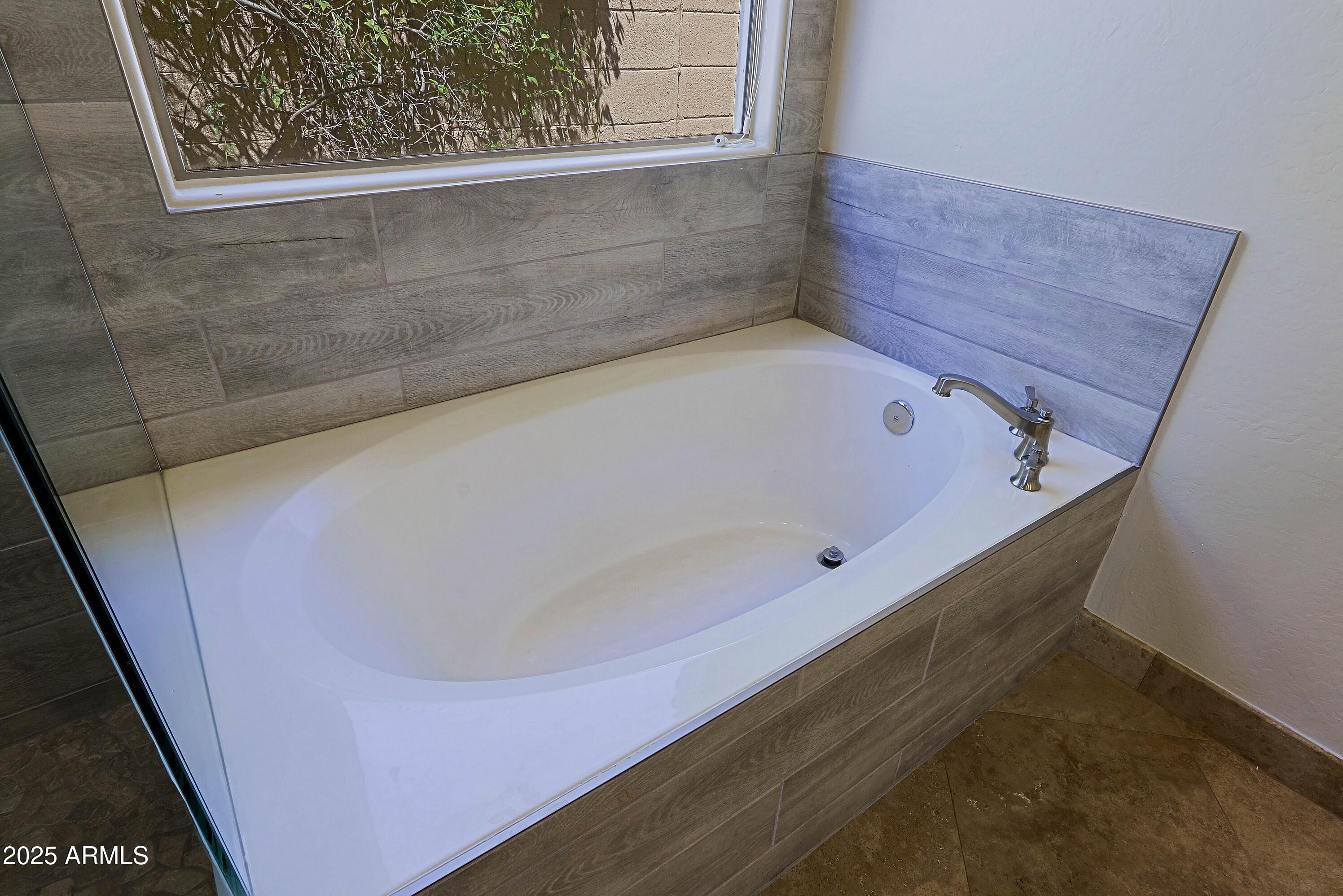 Photo #28