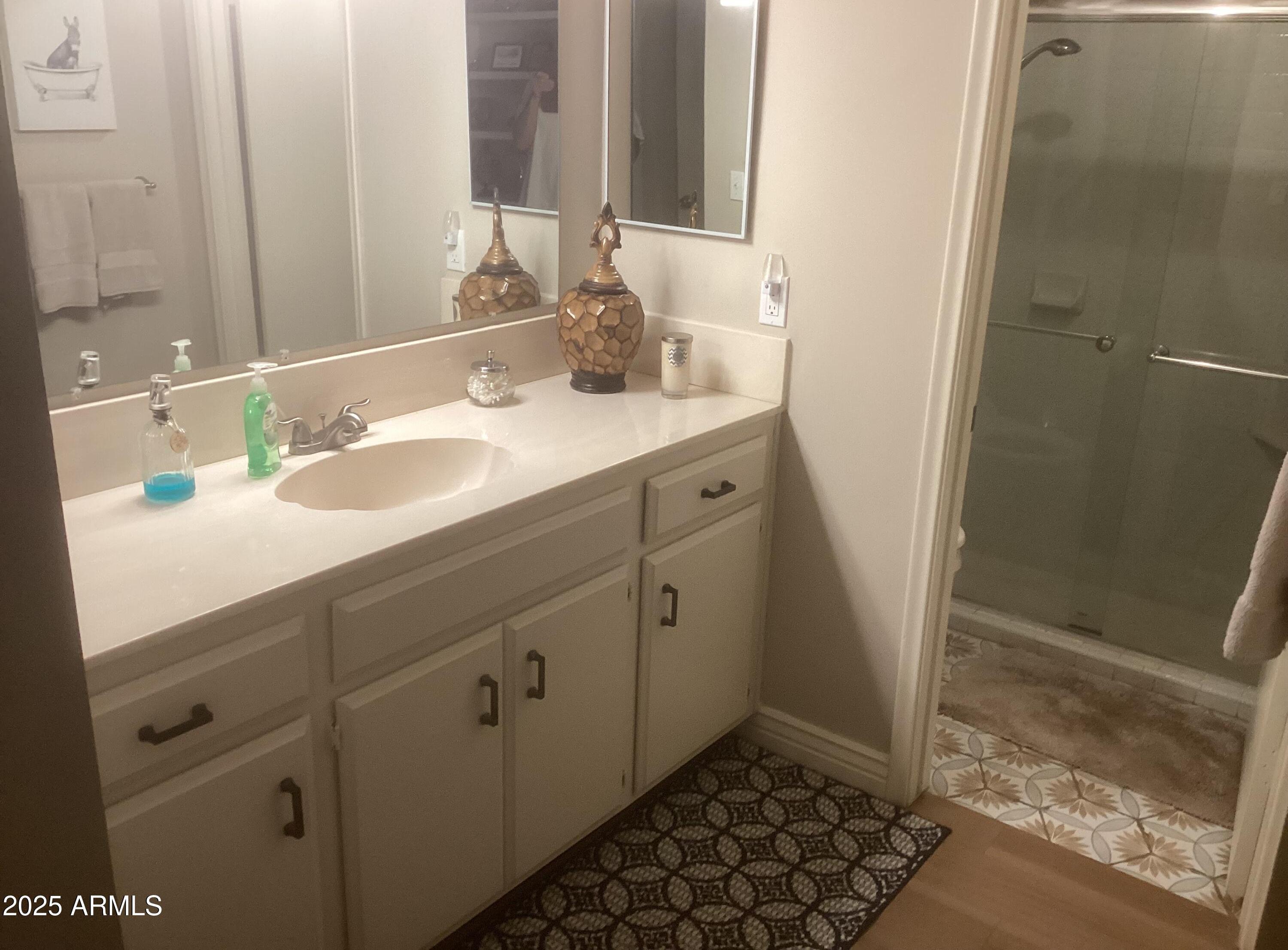 Photo #28