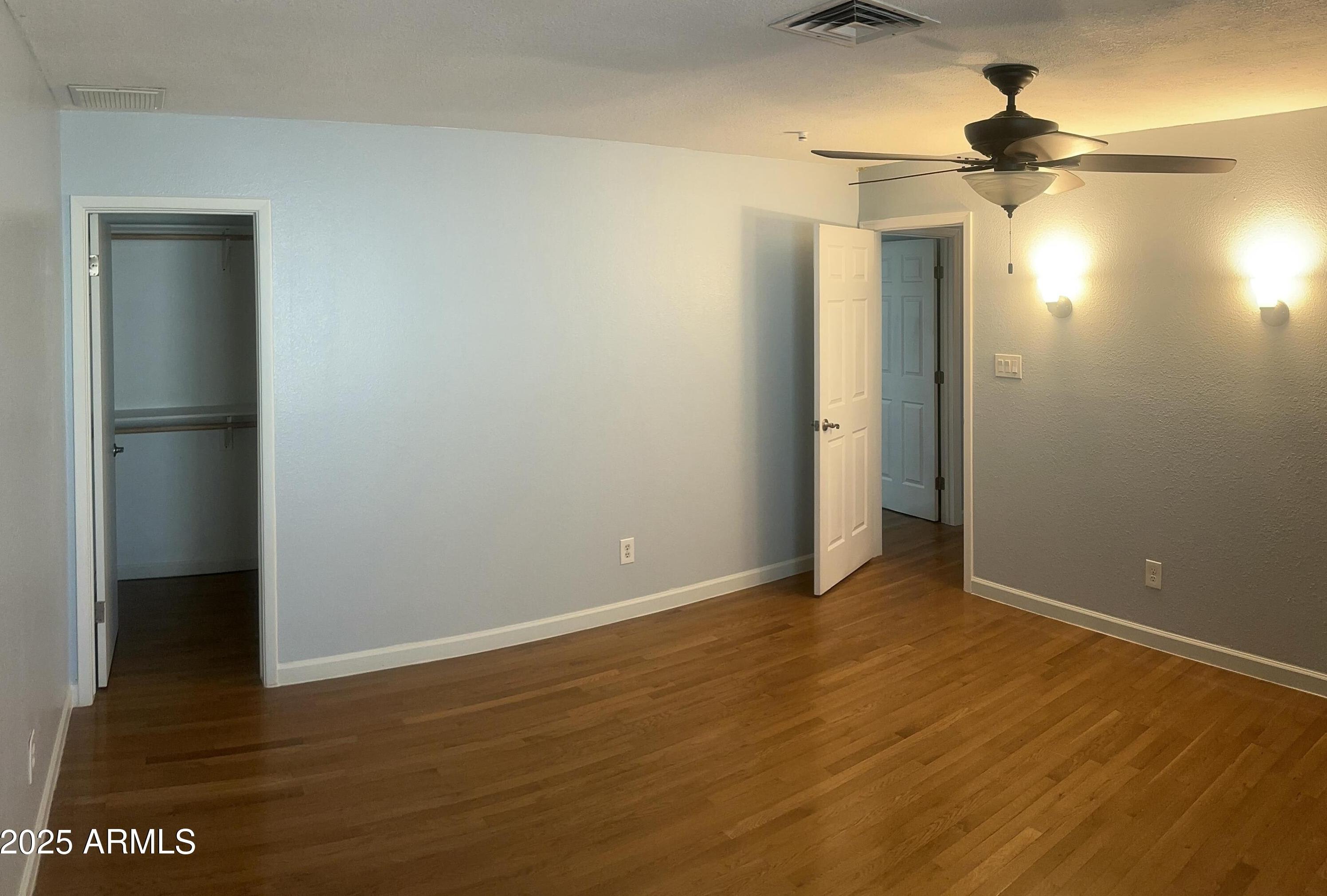 Photo #38
