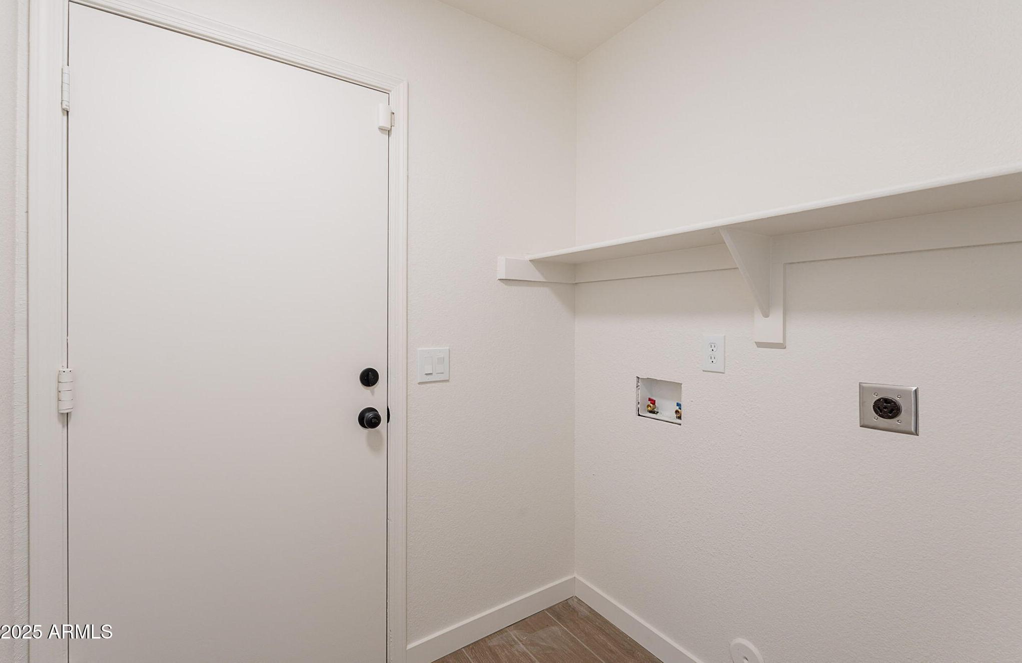Photo #33