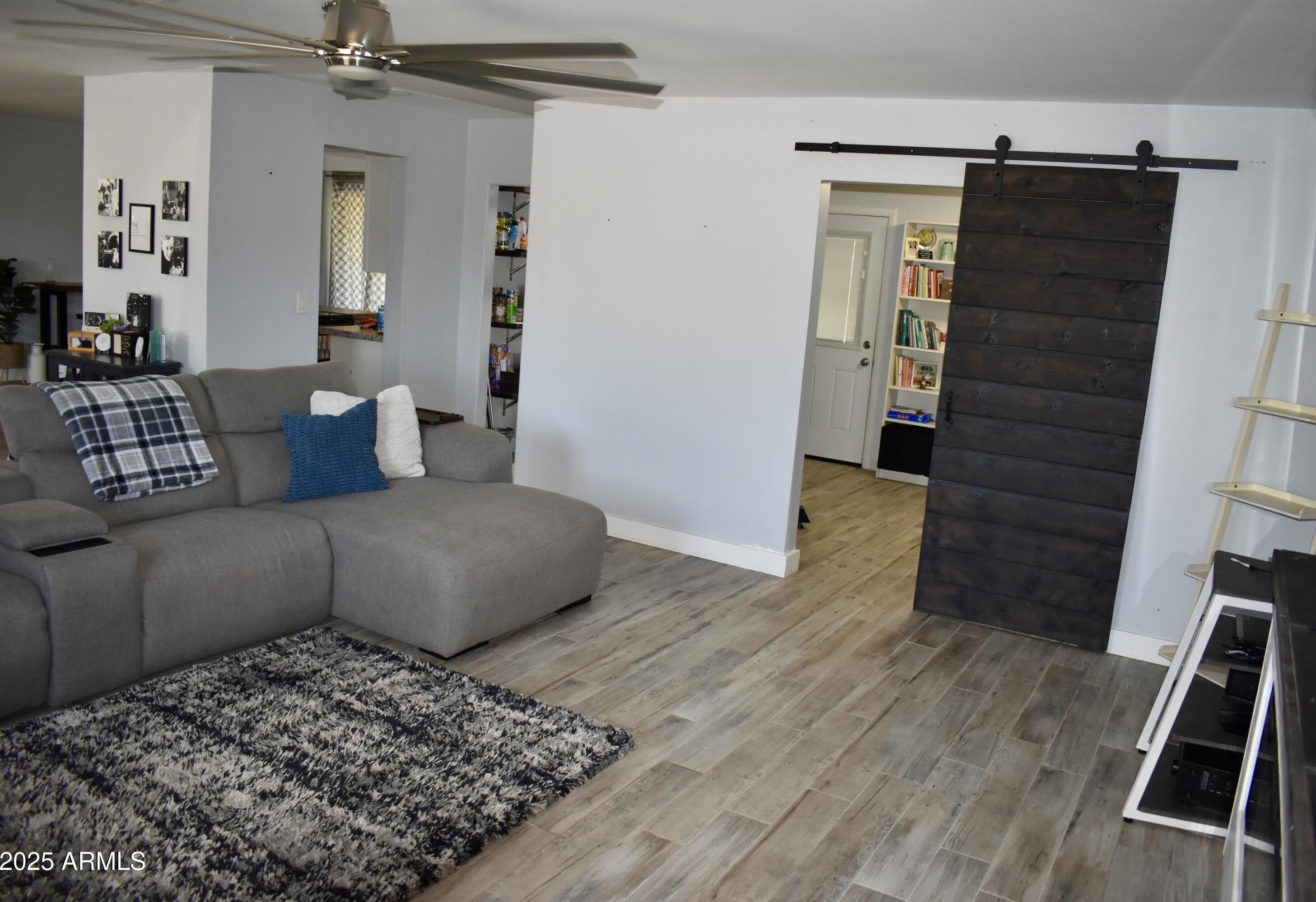Photo #42