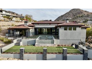 Luxury home with pool and mountain views at 6825 N 39Th Pl, Paradise Valley, AZ 85253