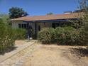 Single story home featuring a well maintained lawn and tidy shrubbery at 4030 N 33Rd Pl, Phoenix, AZ 85018