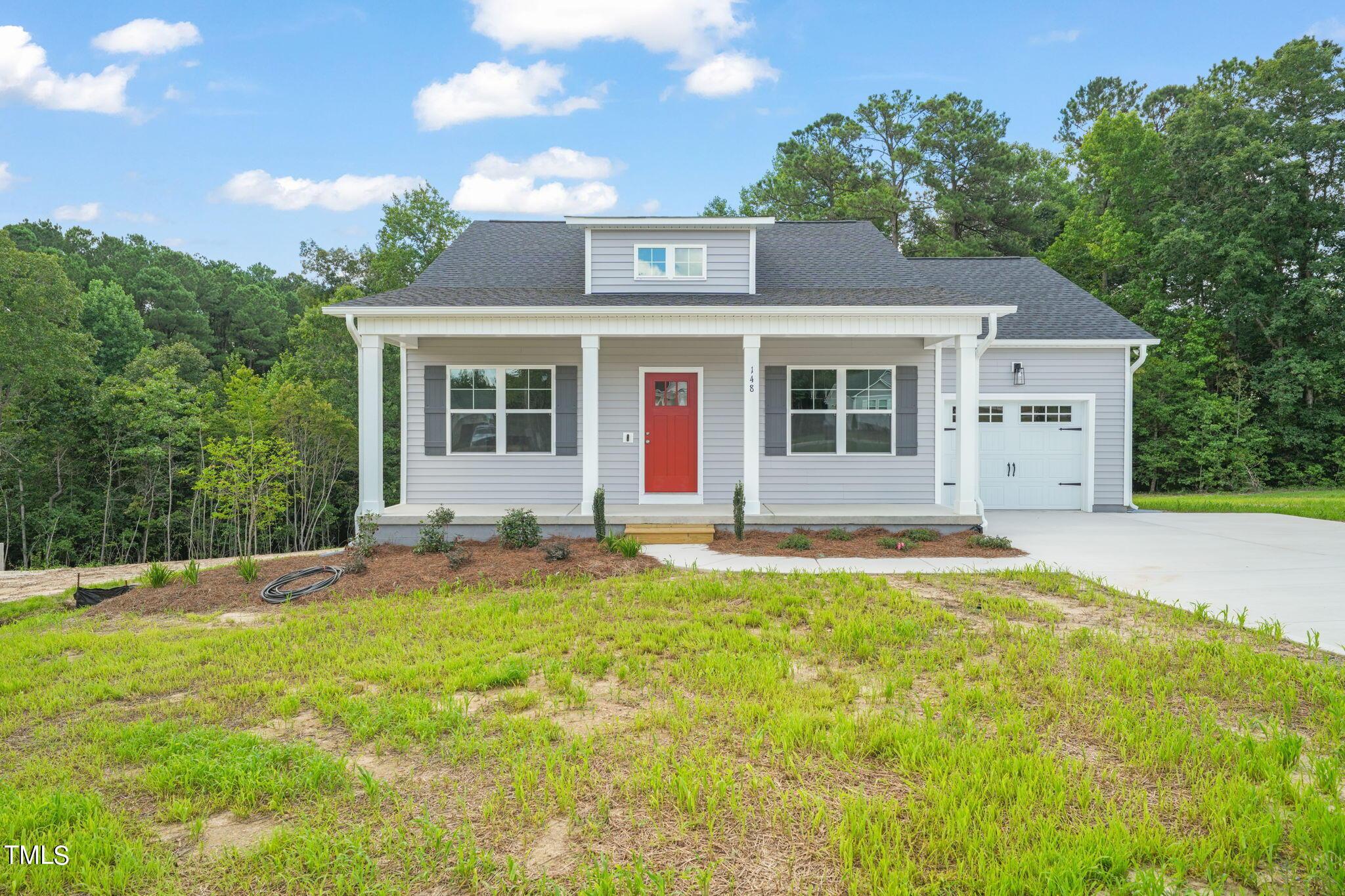 Photo one of 148 Harmony Trl Broadway NC 27505 | MLS 10037639