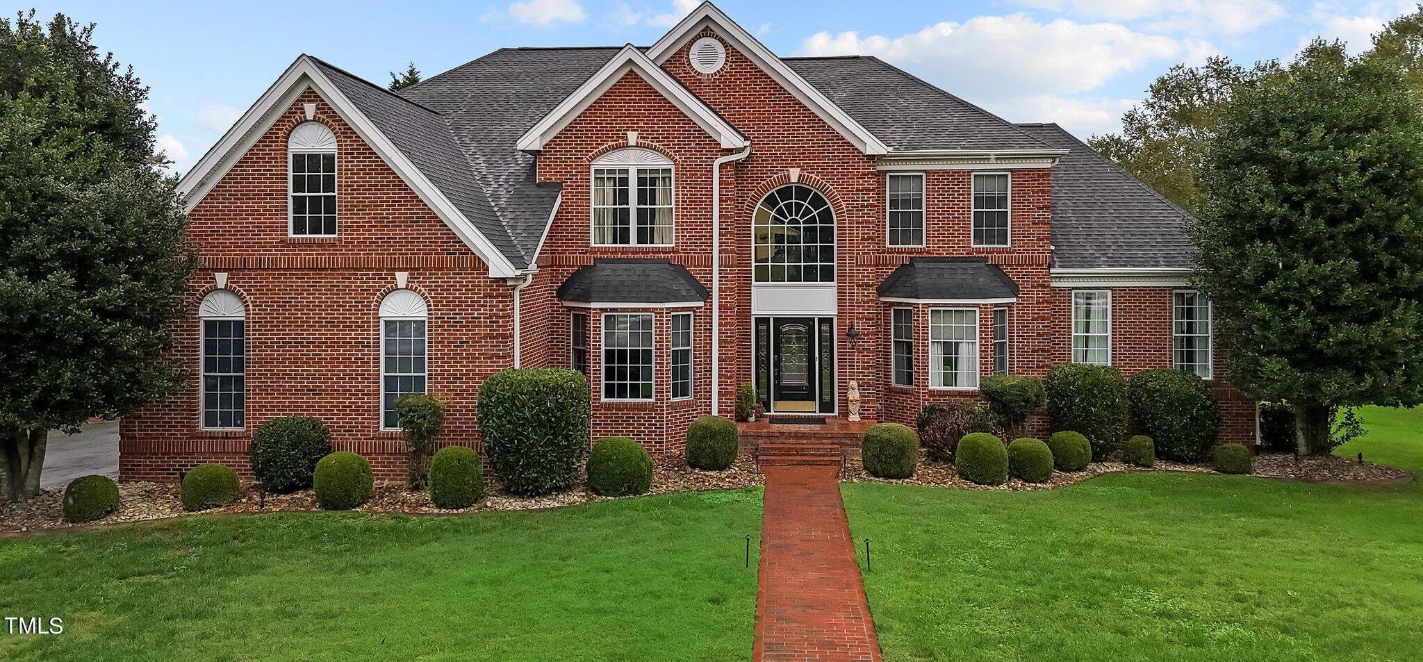 Photo one of 4600 Scottland Dr Mebane NC 27302 | MLS 10055484