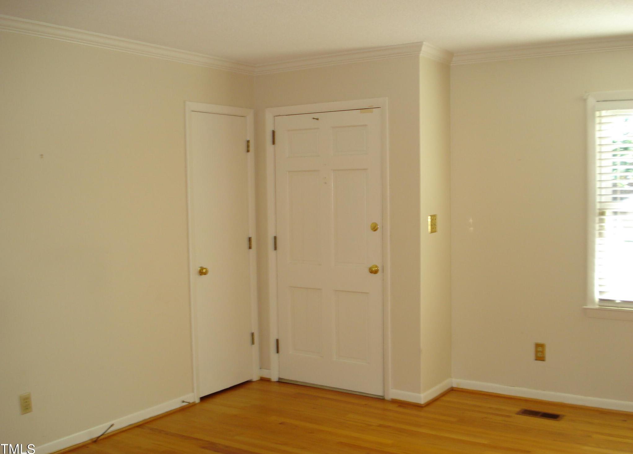 Photo #3