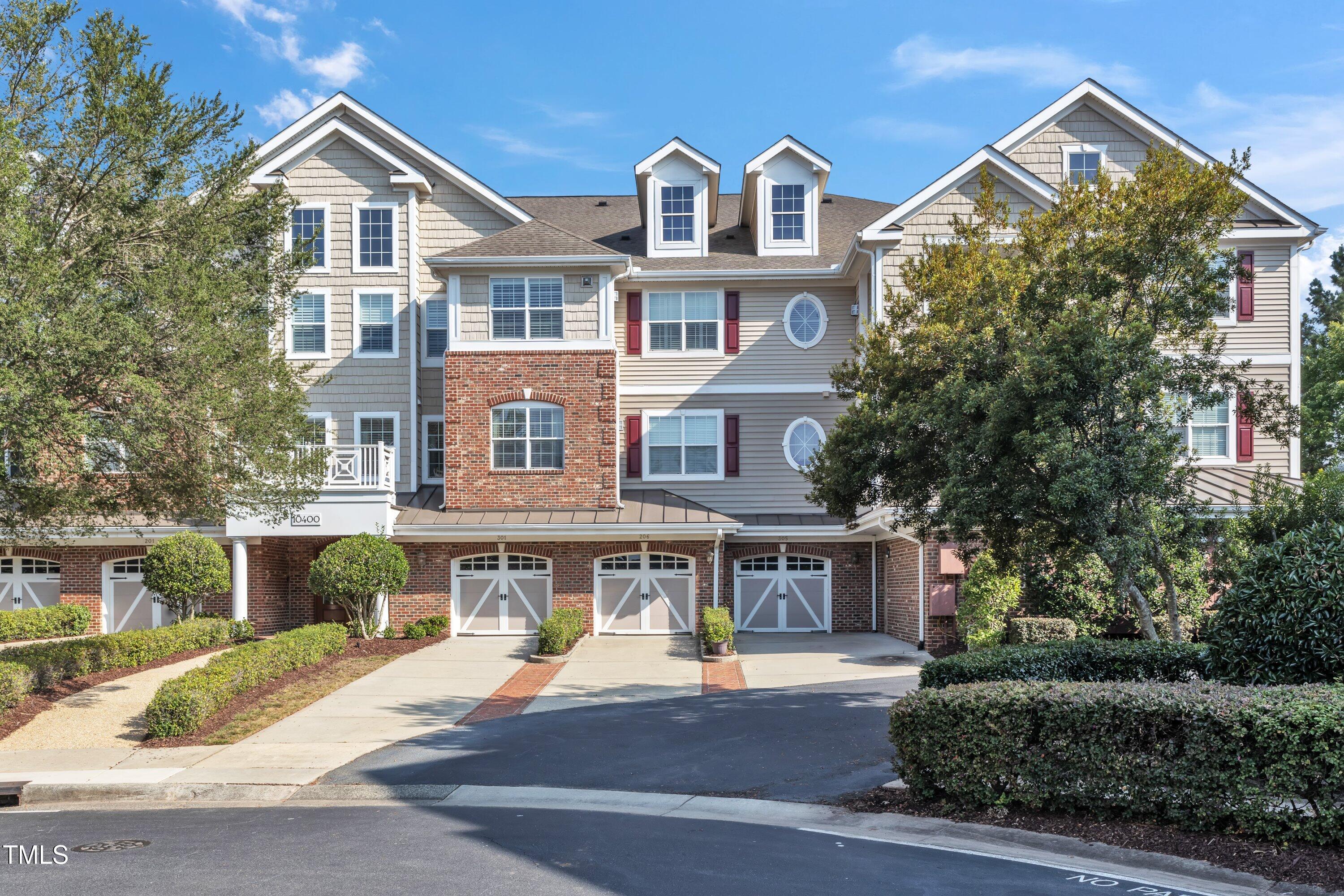 Photo one of 10400 Rosegate Ct # 303 Raleigh NC 27617 | MLS 10069359