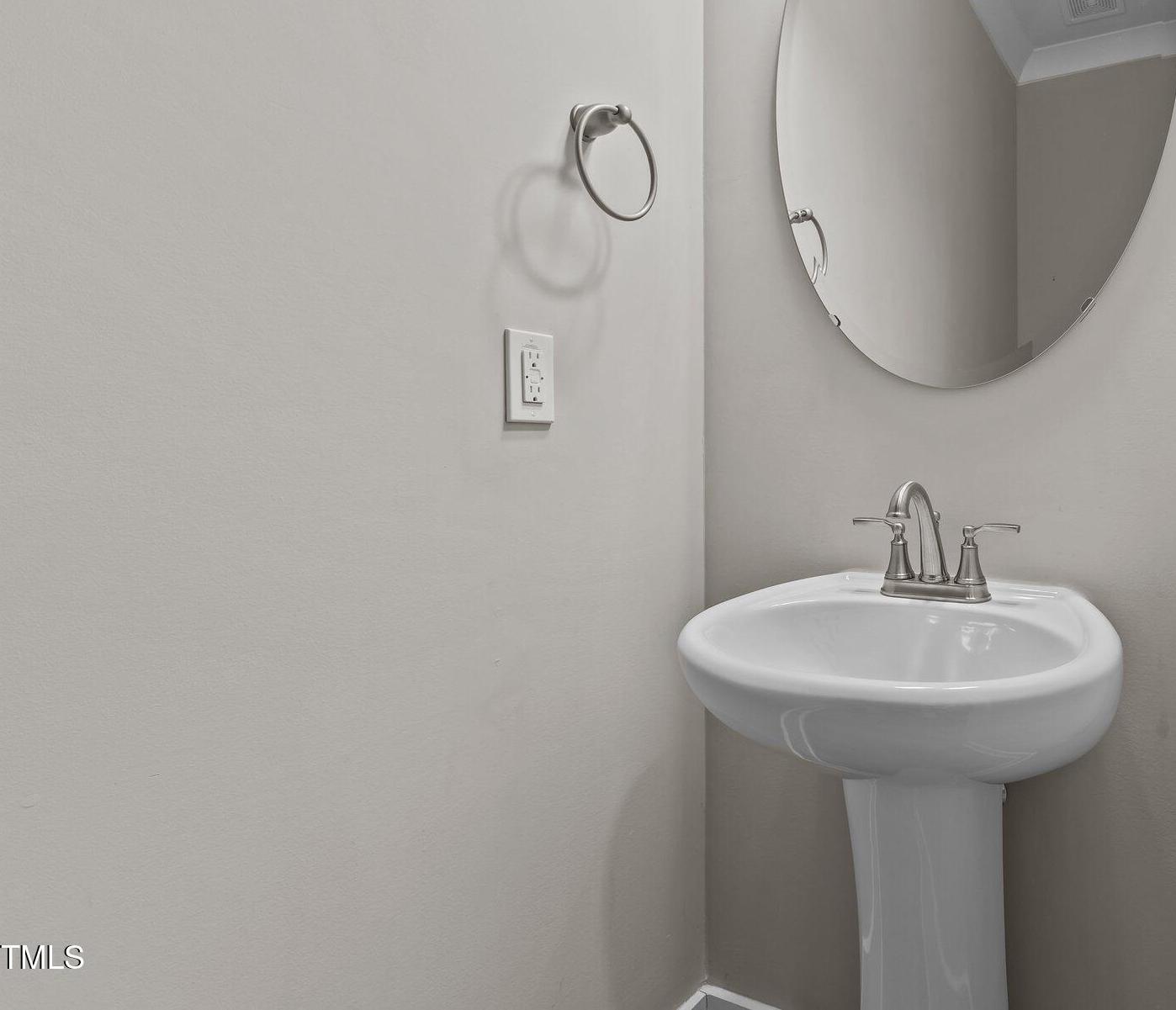 Photo #19