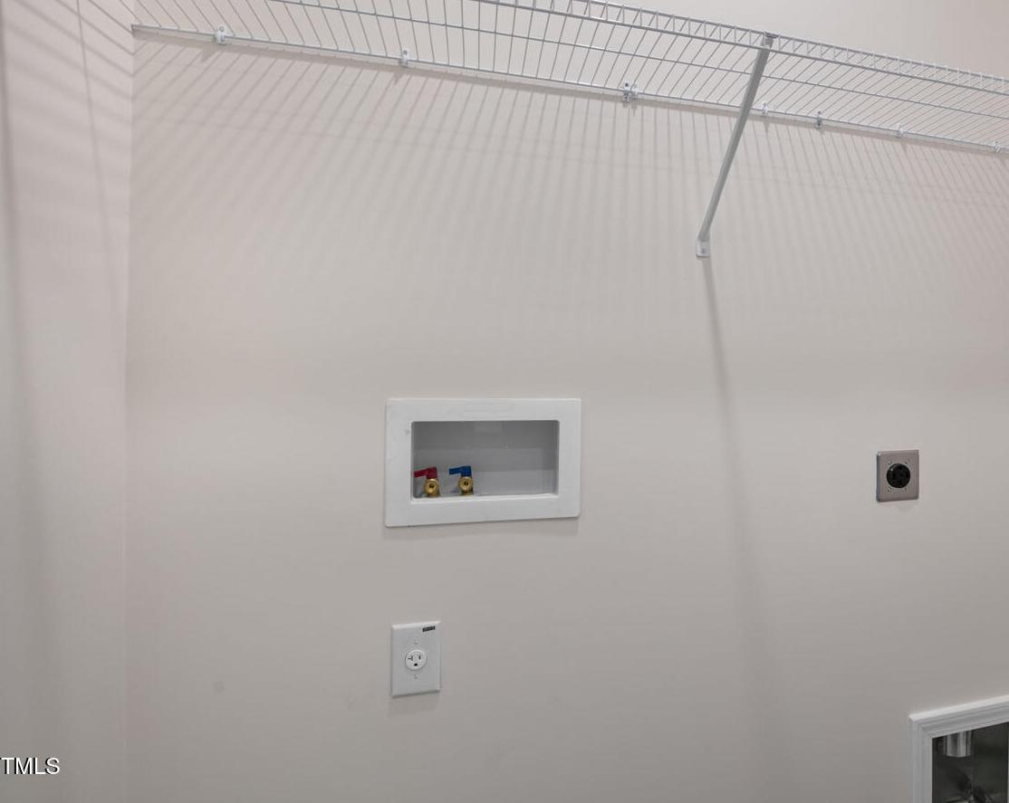 Photo #33