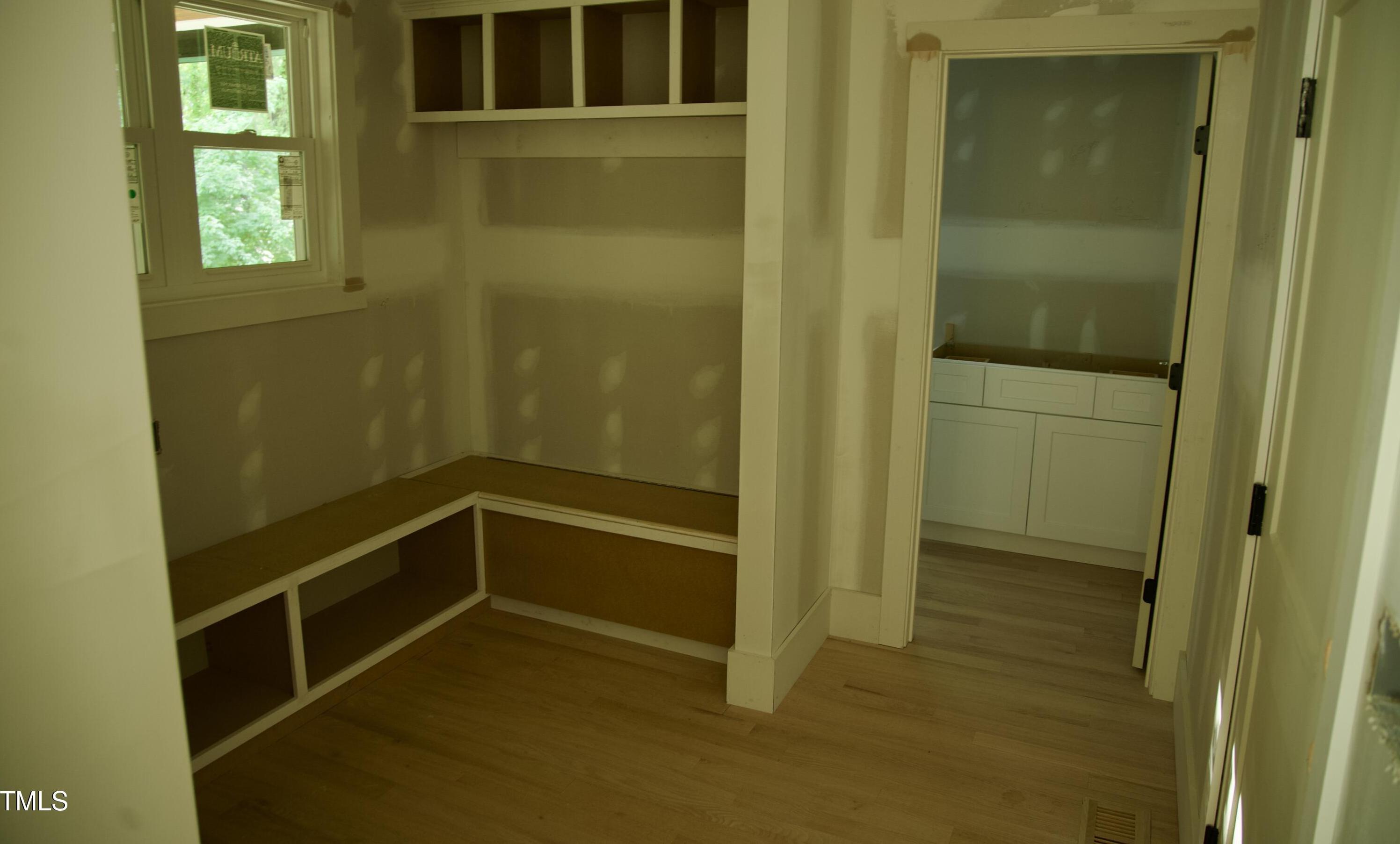 Photo #6