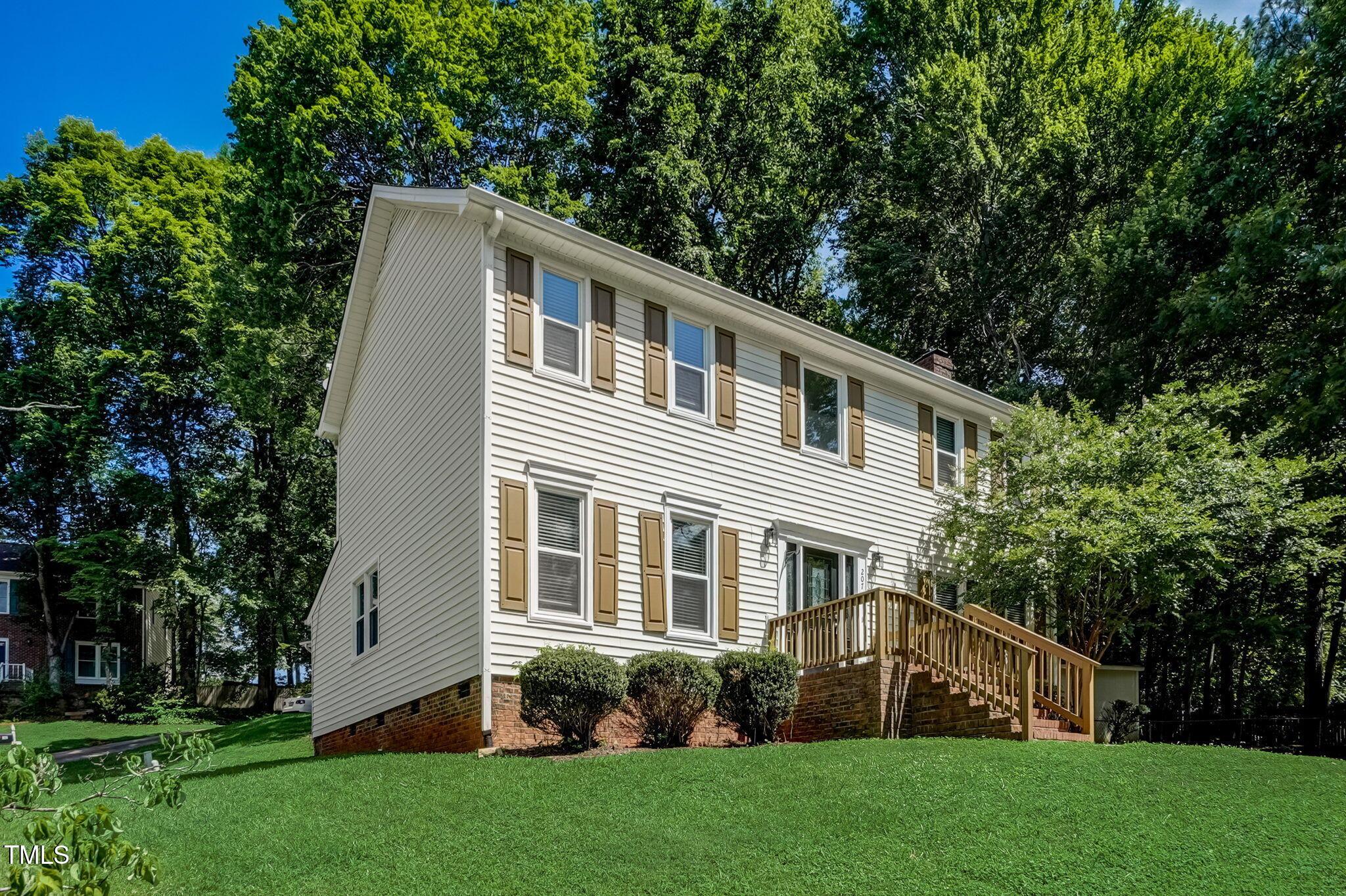 Photo one of 207 Wyatts Pond Ln Cary NC 27513 | MLS 10075393