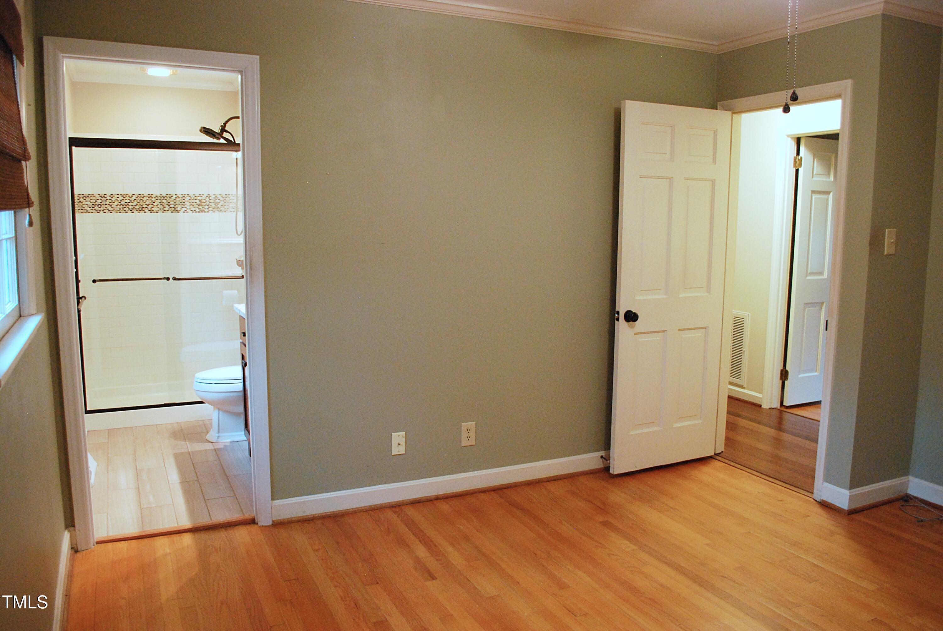Photo #6