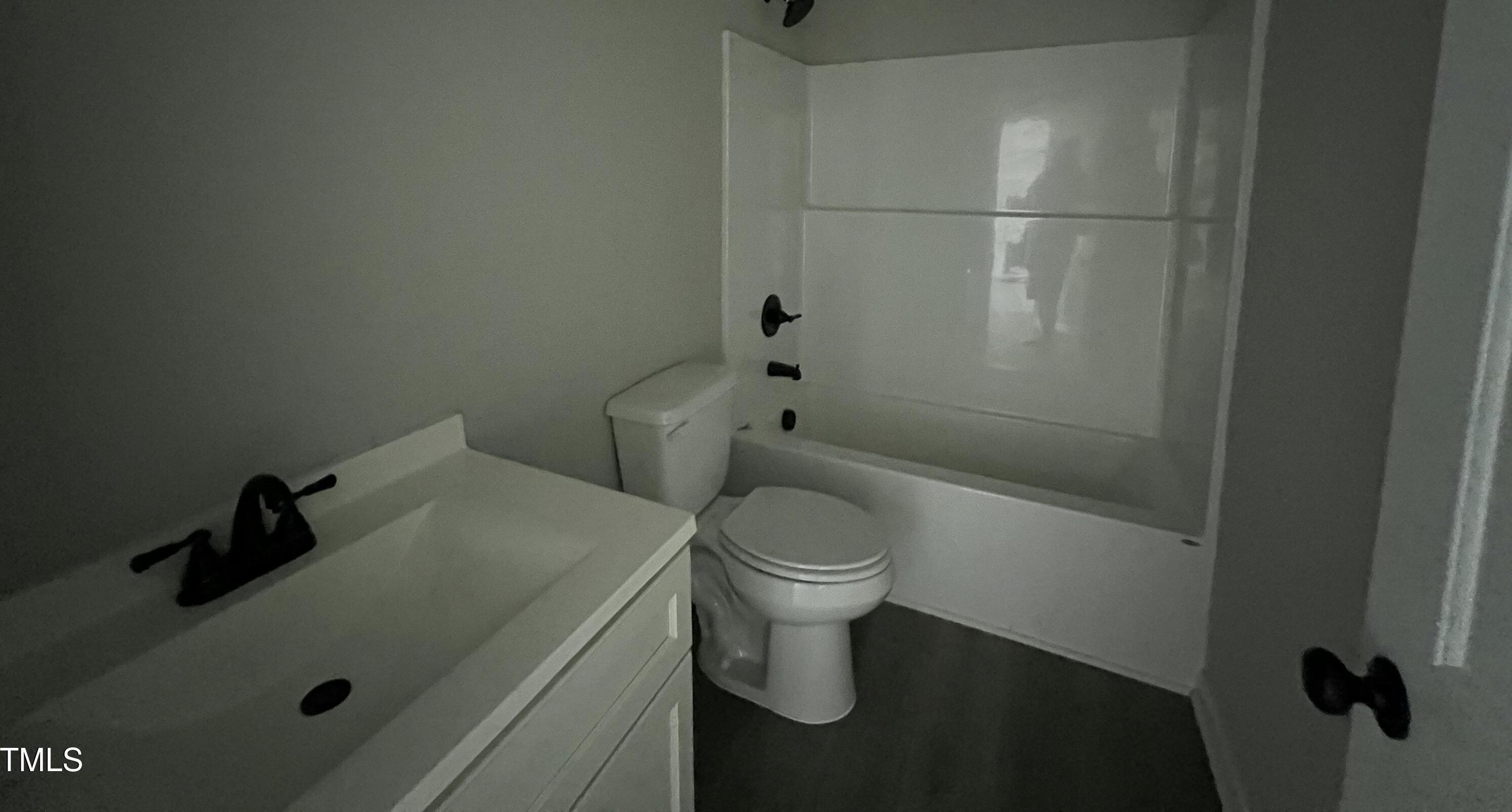 Photo #6