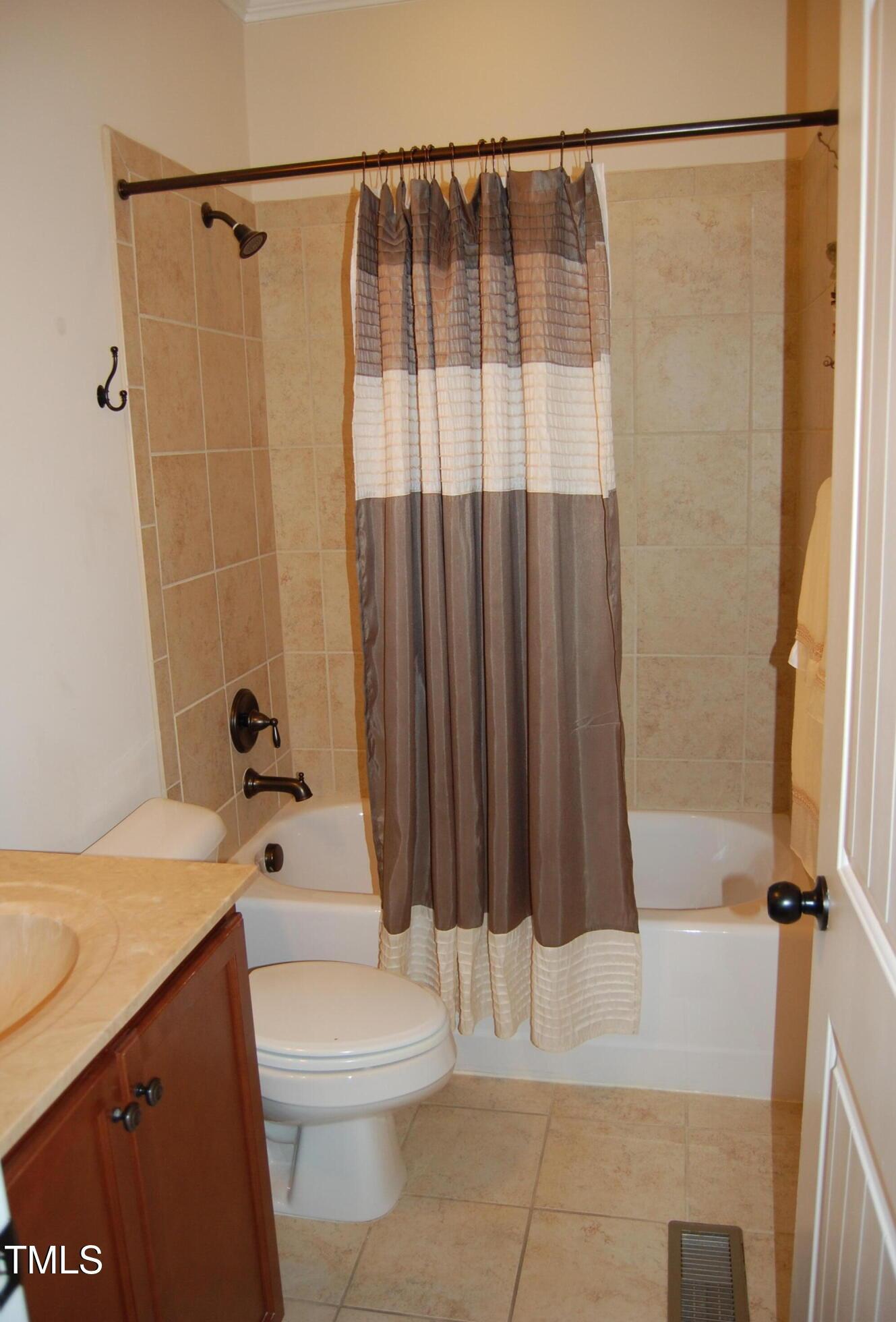 Photo #32