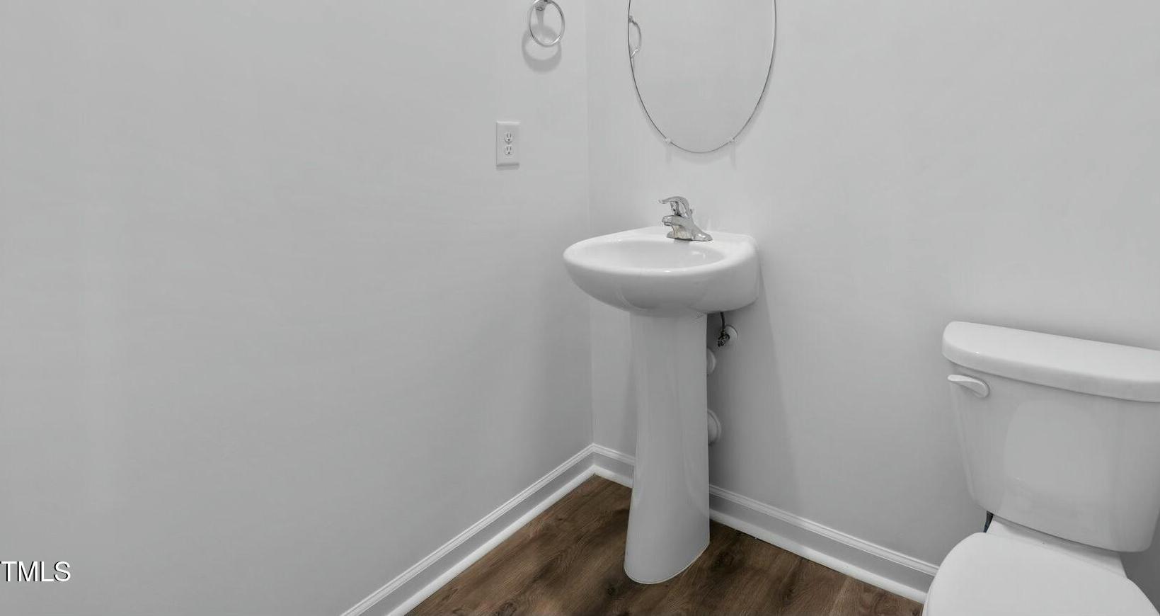 Photo #10