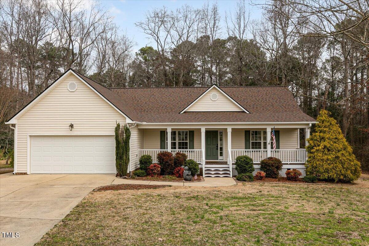 Photo one of 296 Hornbeam Ln Willow Springs NC 27592 | MLS 10078921