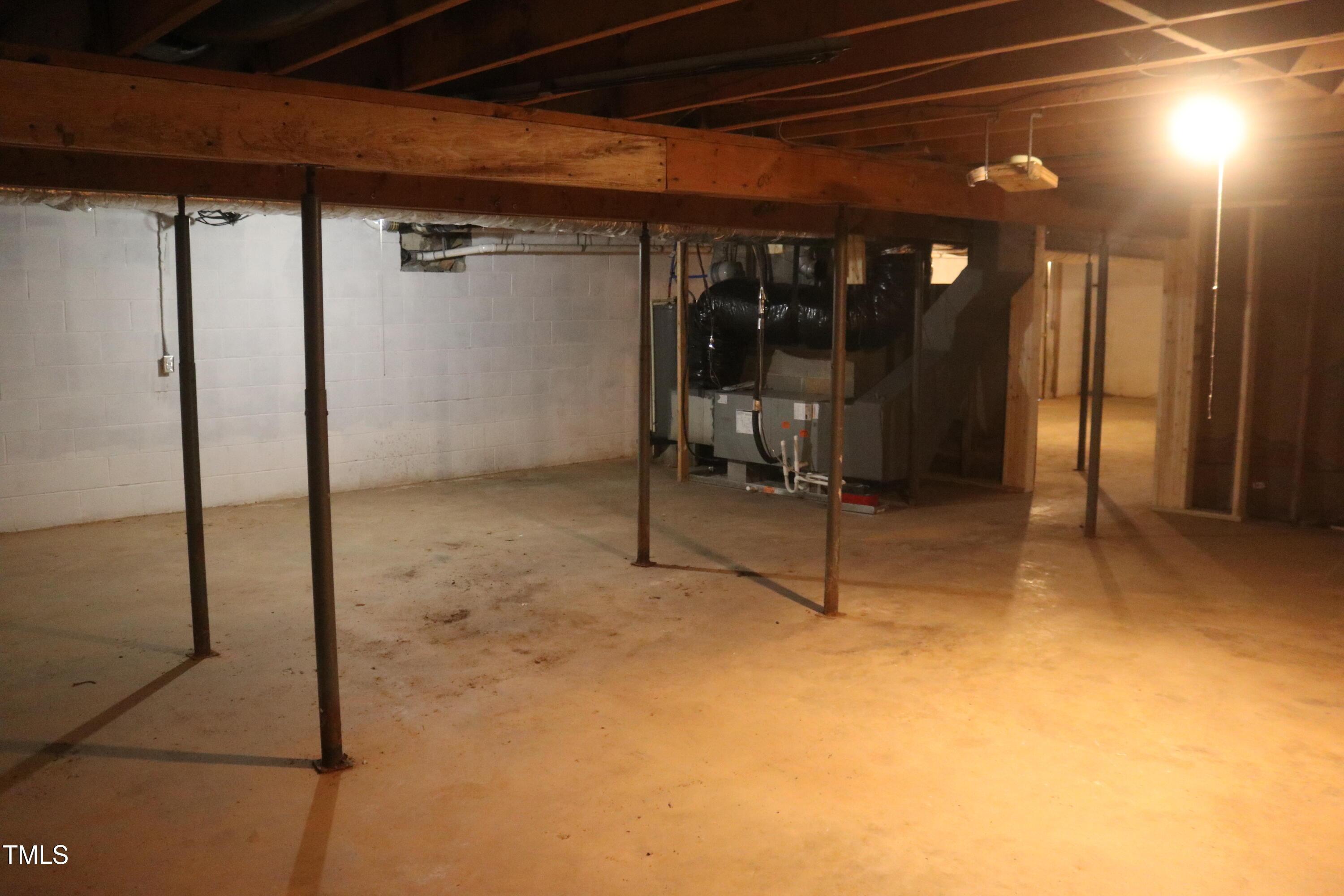 Photo #32