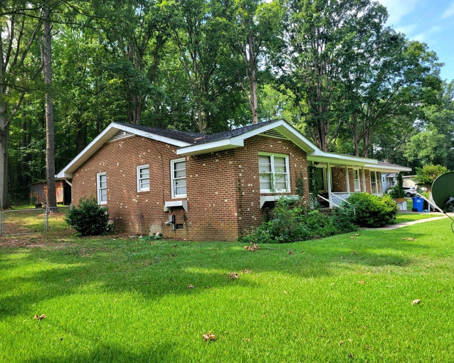 Photo one of 323 Ranch Farm Rd Raleigh NC 27603 | MLS 10080017