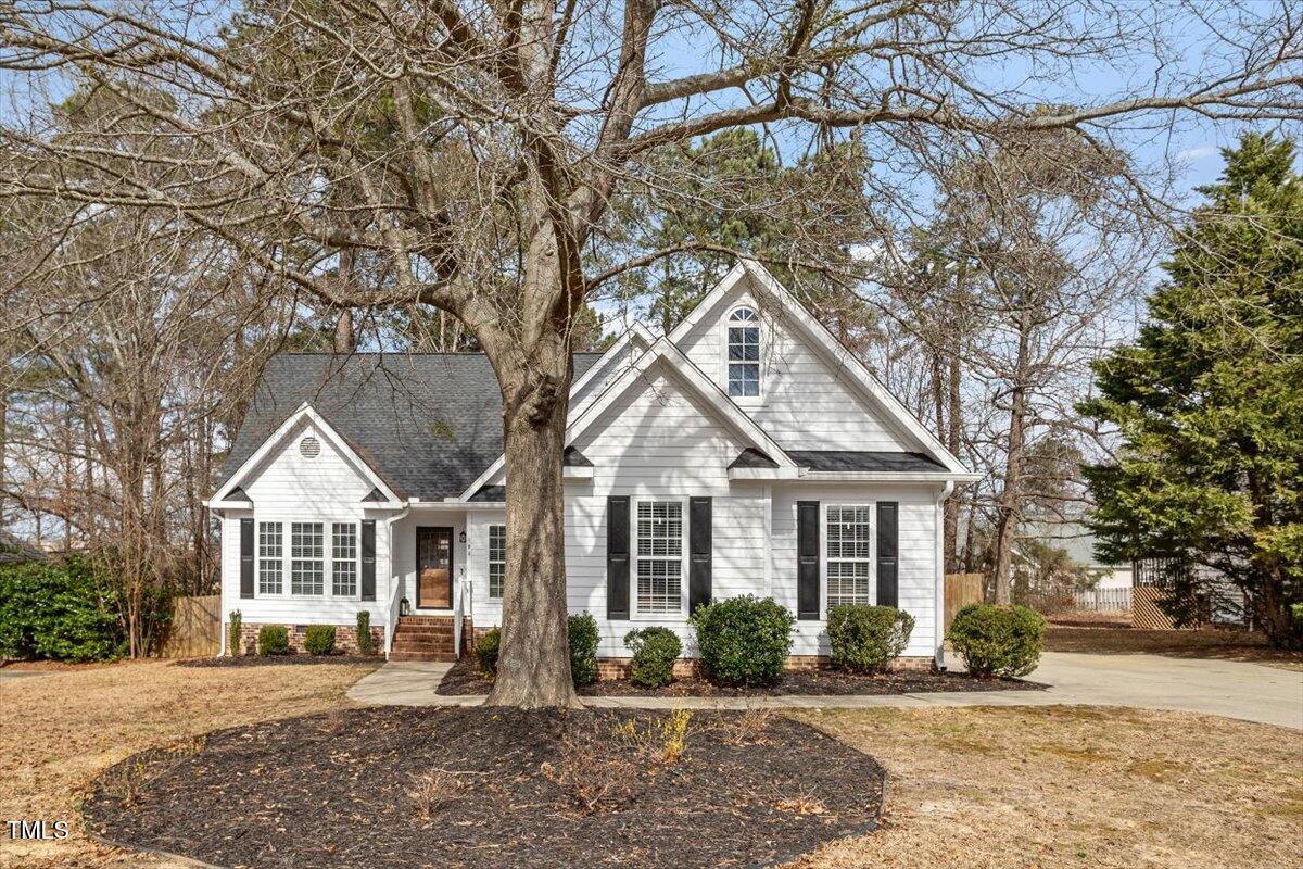 Photo one of 104 Somerset Farm Dr Holly Springs NC 27540 | MLS 10080329