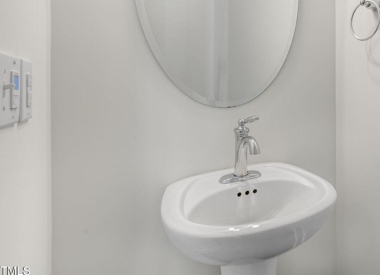 Photo #16