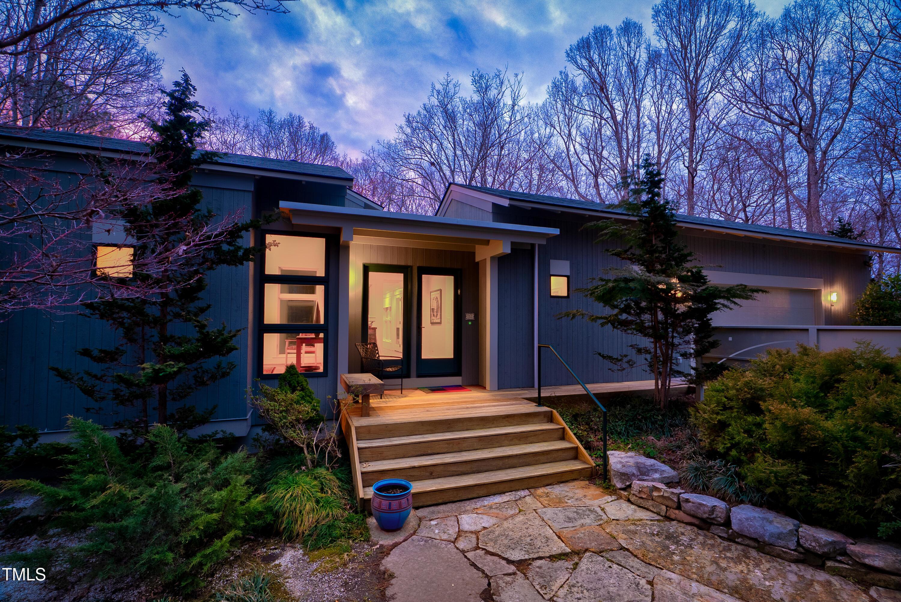 Photo one of 3604 Pasture Rd Hillsborough NC 27278 | MLS 10081877
