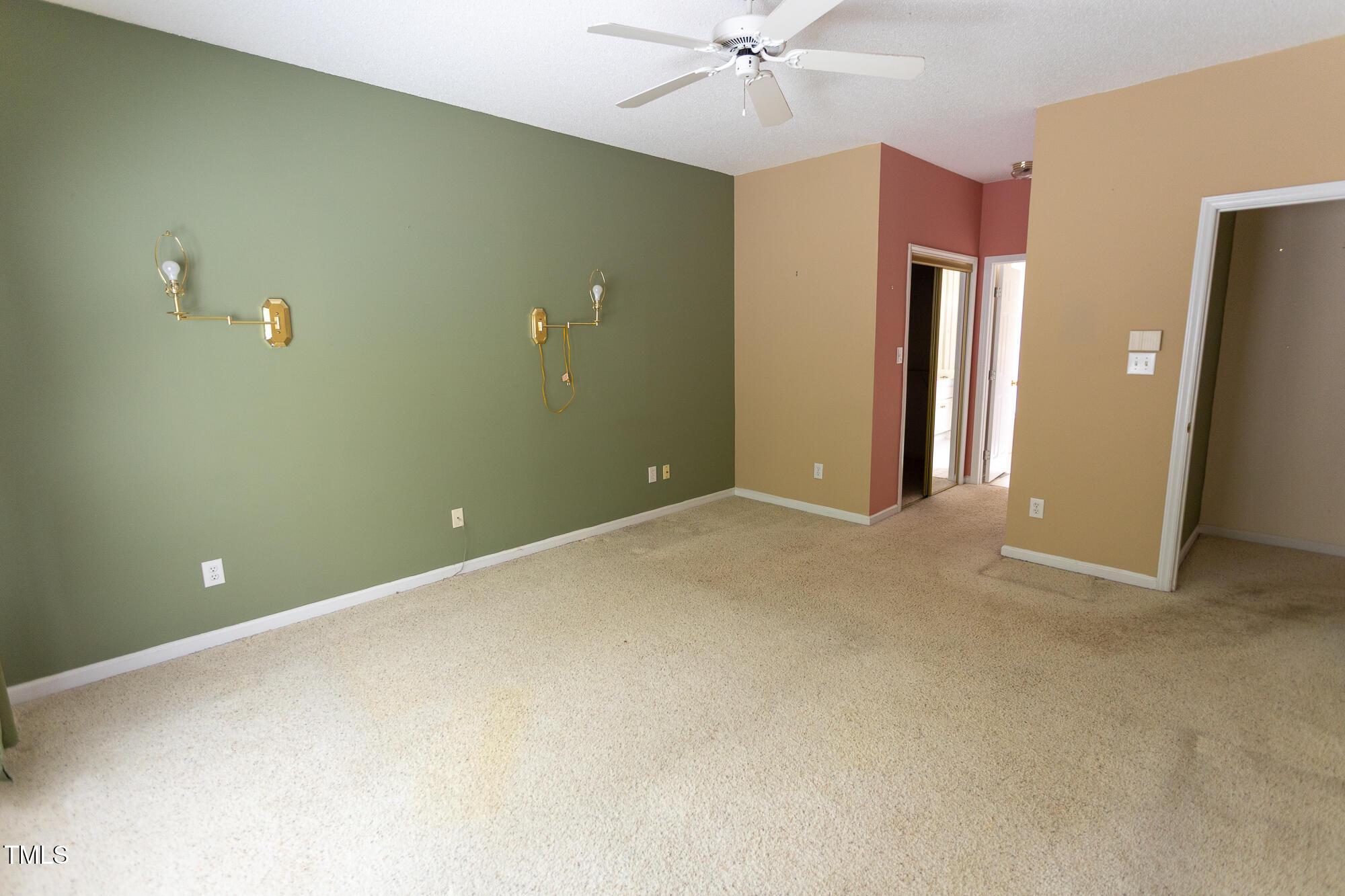 Photo #15