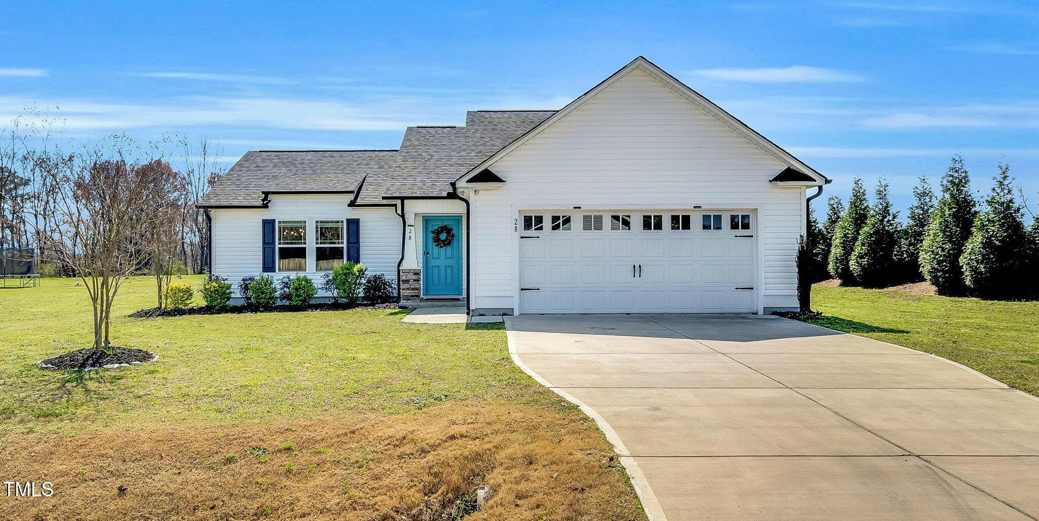 Photo one of 28 Sandcastle Ln Four Oaks NC 27524 | MLS 10083855