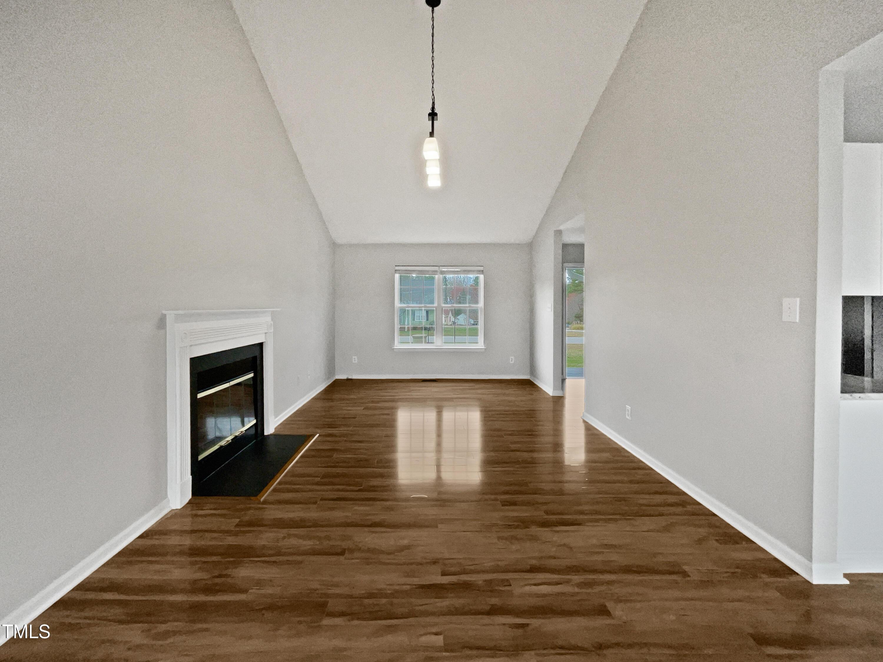 Photo #4