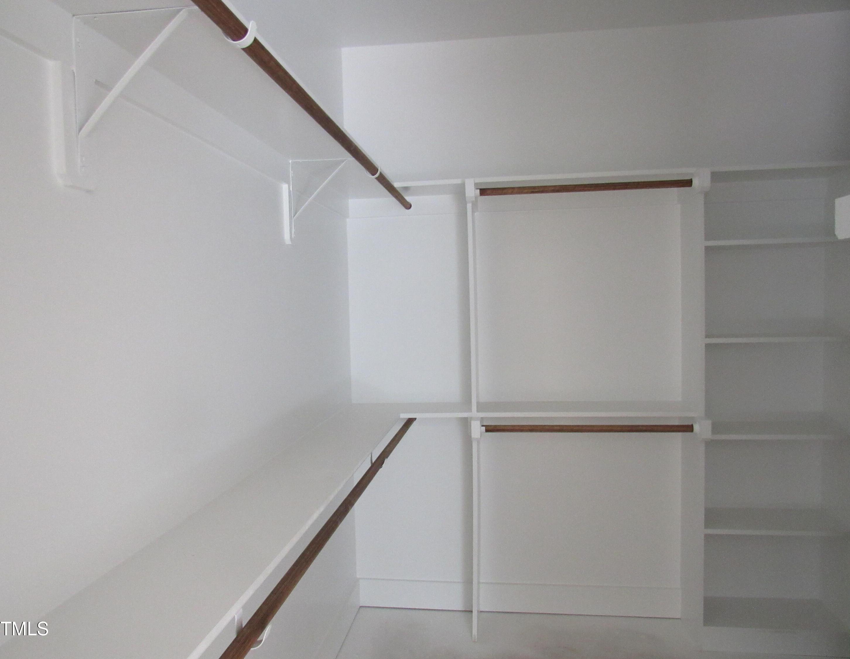 Photo #9