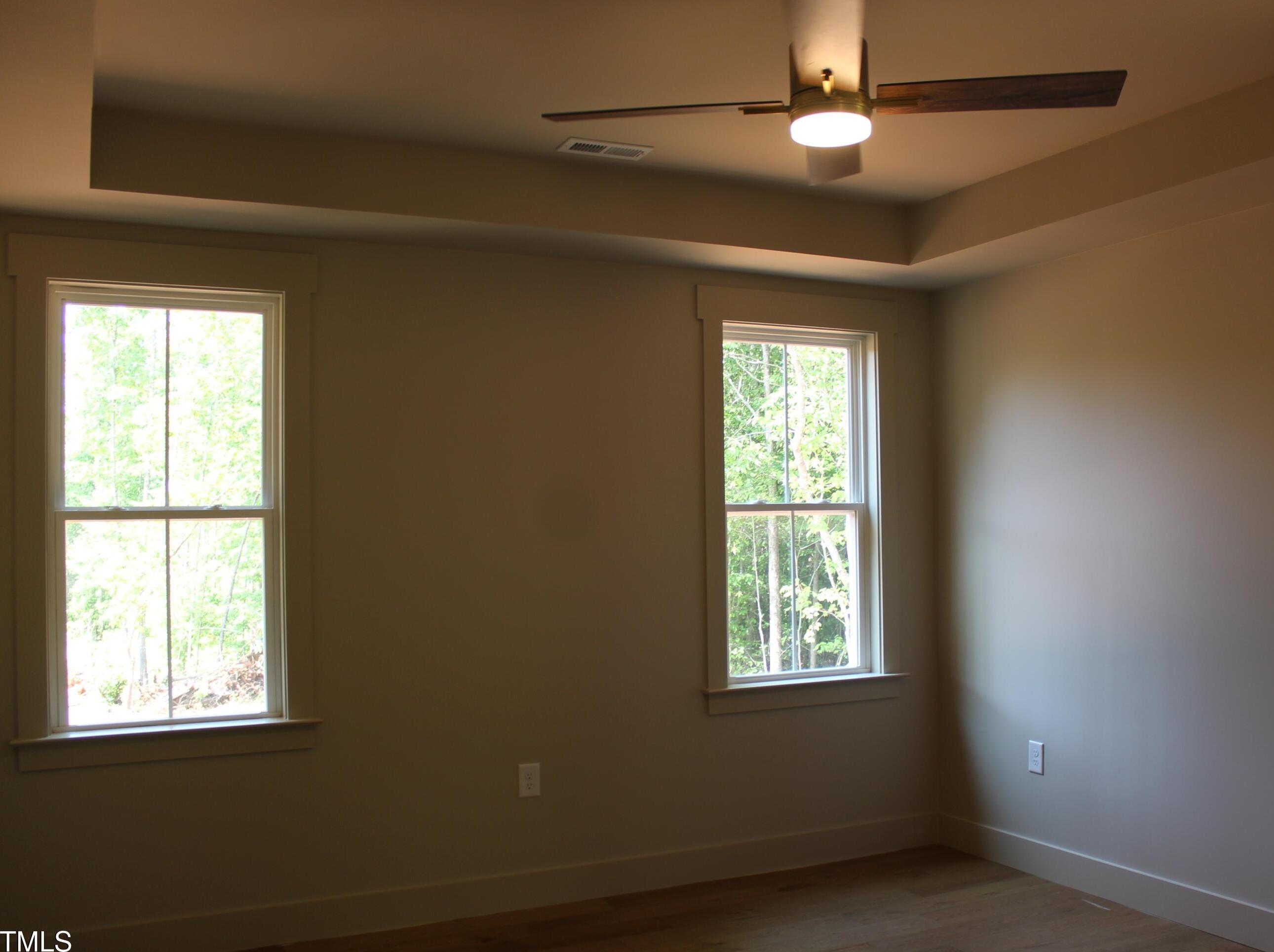Photo #12