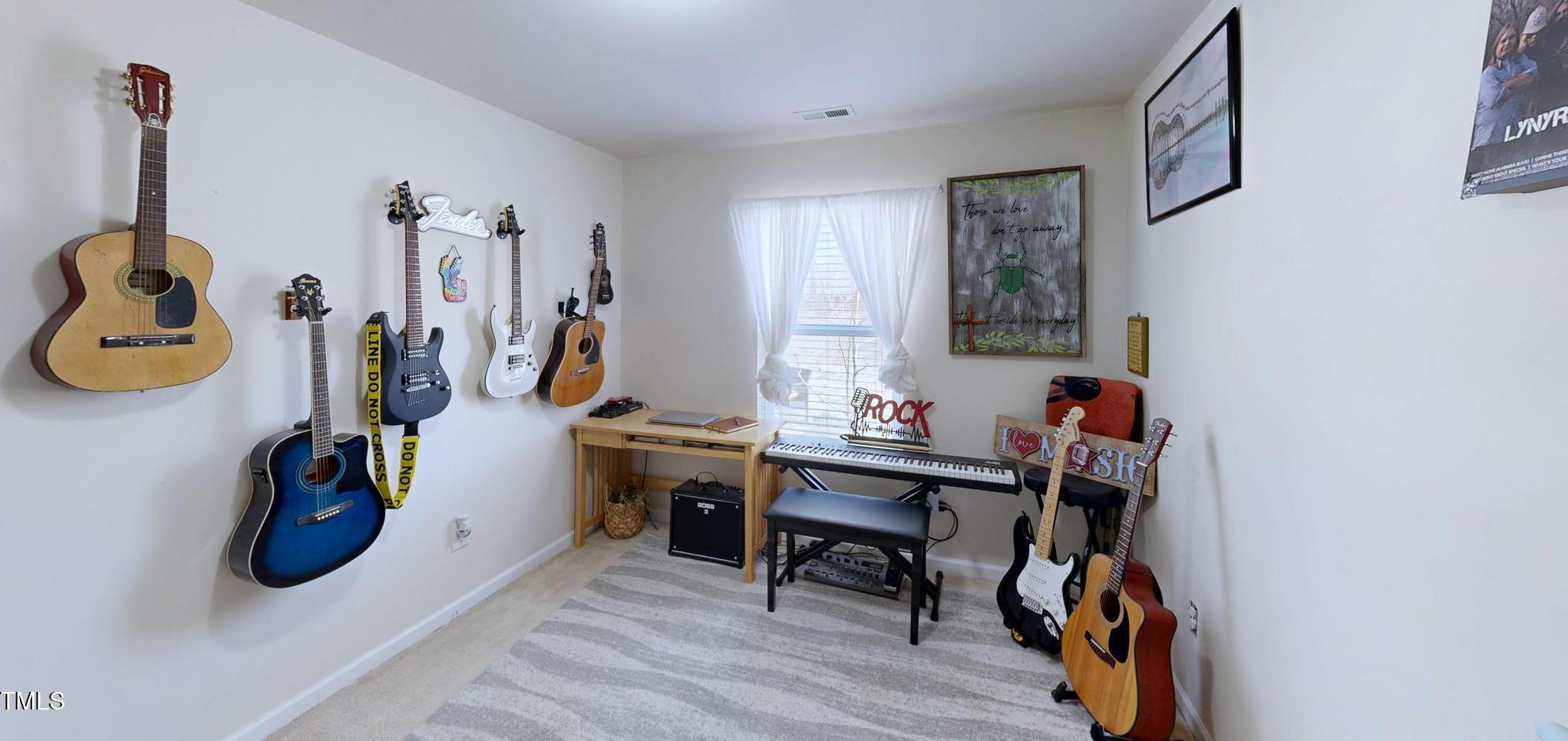 Photo #18
