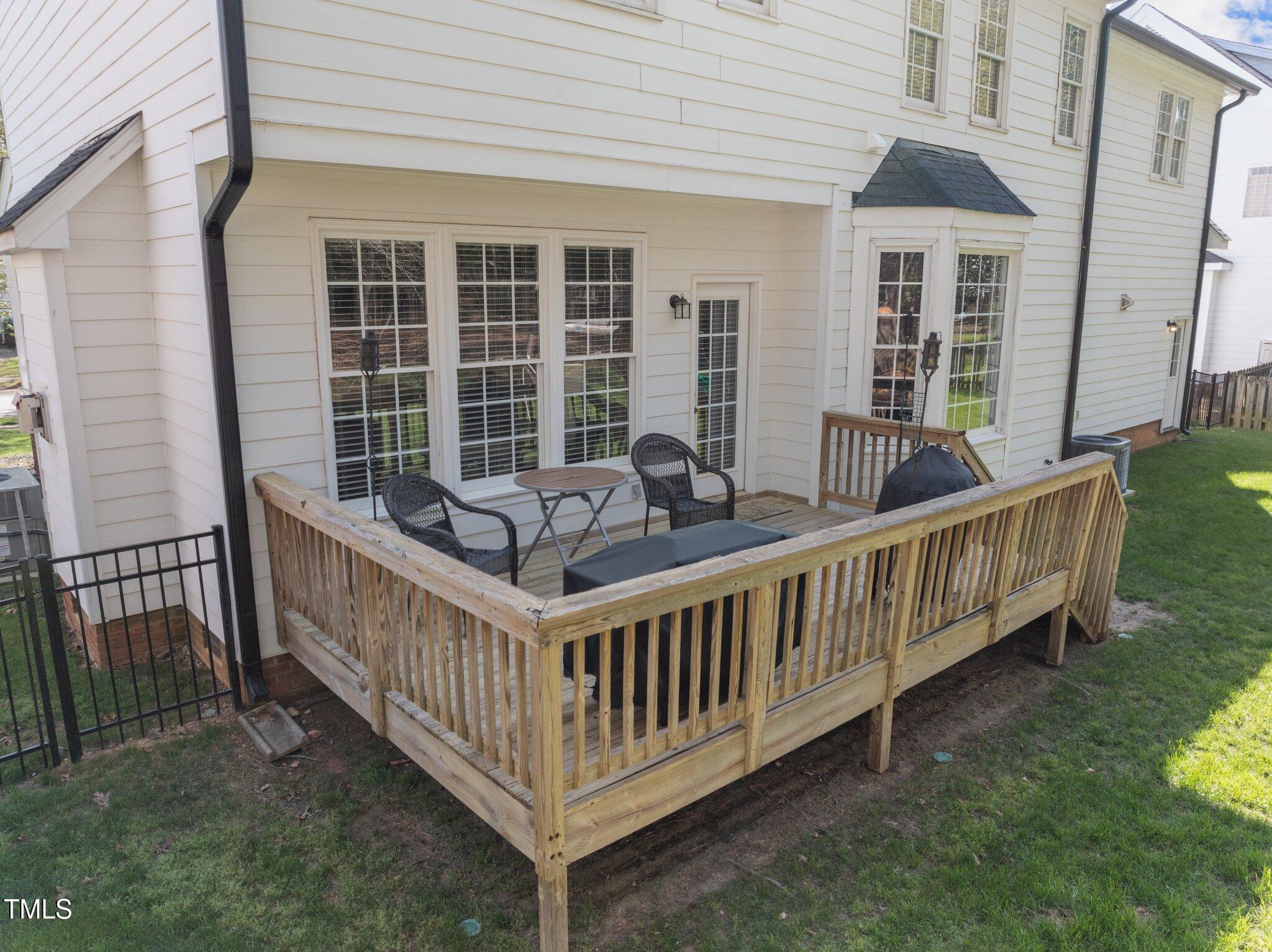 Photo #33