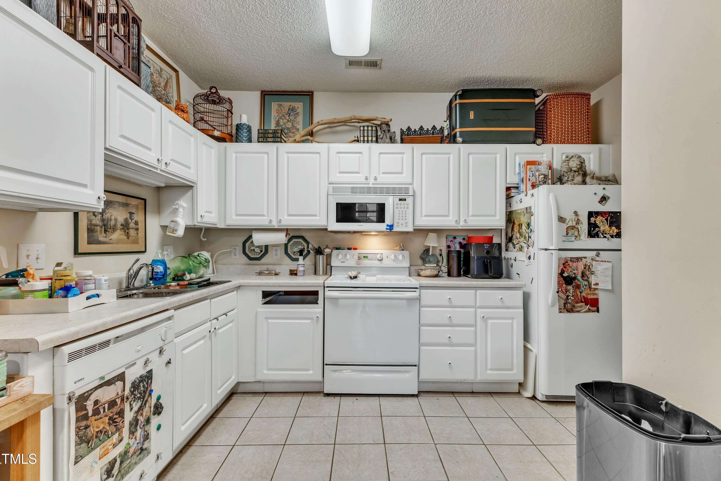 Photo one of 2521 Friedland Pl # 201 Raleigh NC 27617 | MLS 10087311